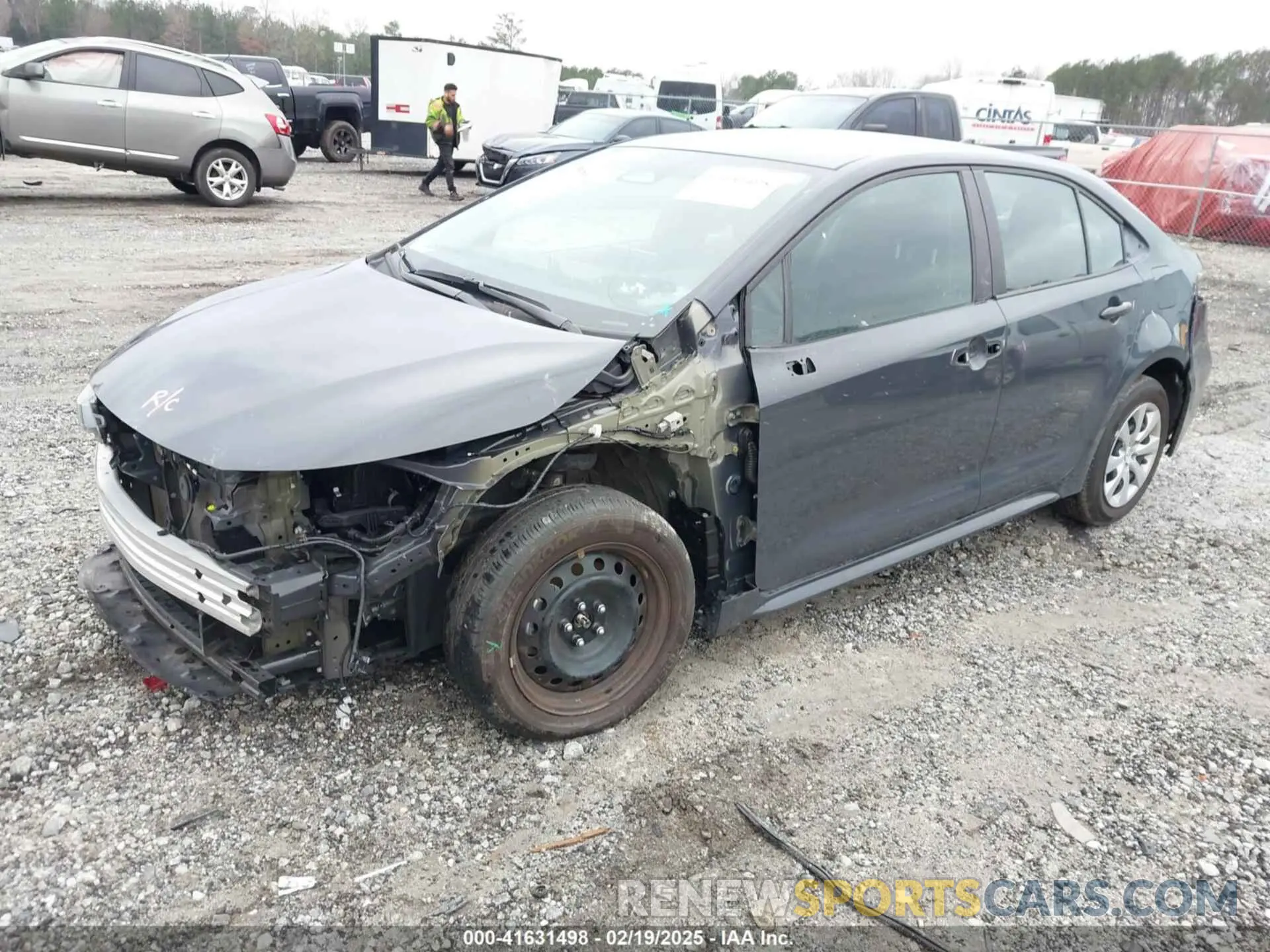 2 fotografías del automóvil dañado 5YFB4MDE7RP102683 TOYOTA COROLLA 2024