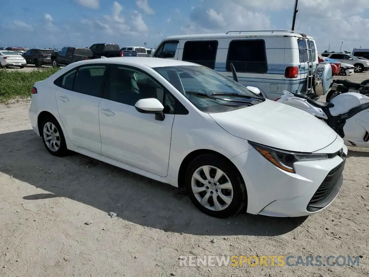 4 fotografías del automóvil dañado 5YFB4MDE7RP104742 TOYOTA COROLLA 2024