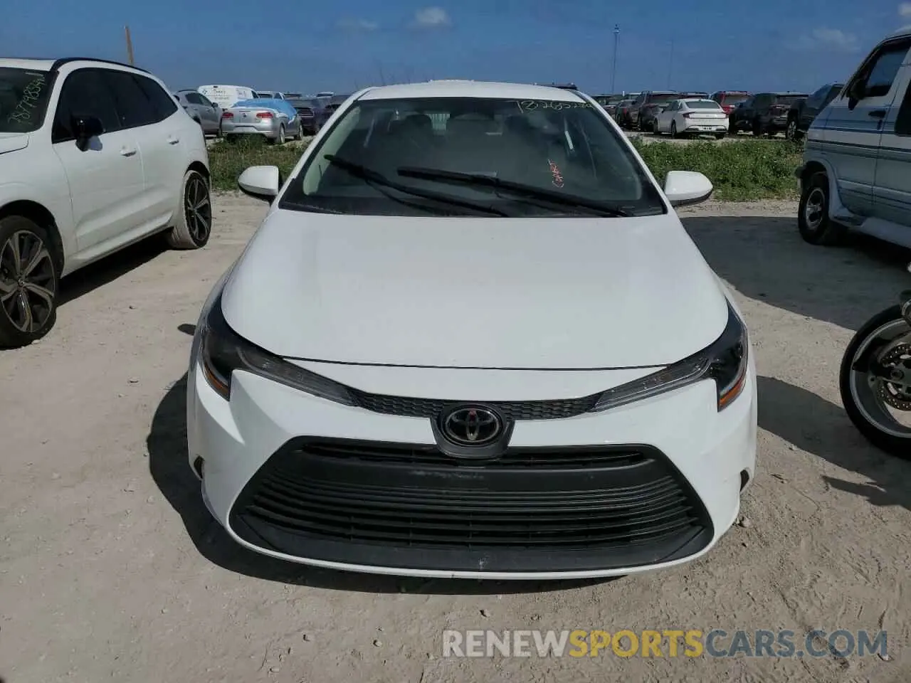 5 fotografías del automóvil dañado 5YFB4MDE7RP104742 TOYOTA COROLLA 2024