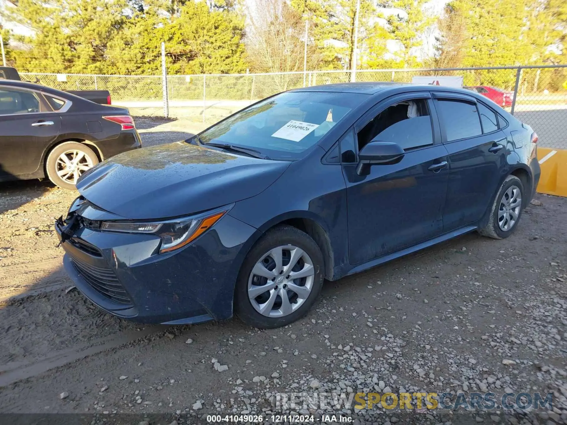 2 fotografías del automóvil dañado 5YFB4MDE7RP128152 TOYOTA COROLLA 2024