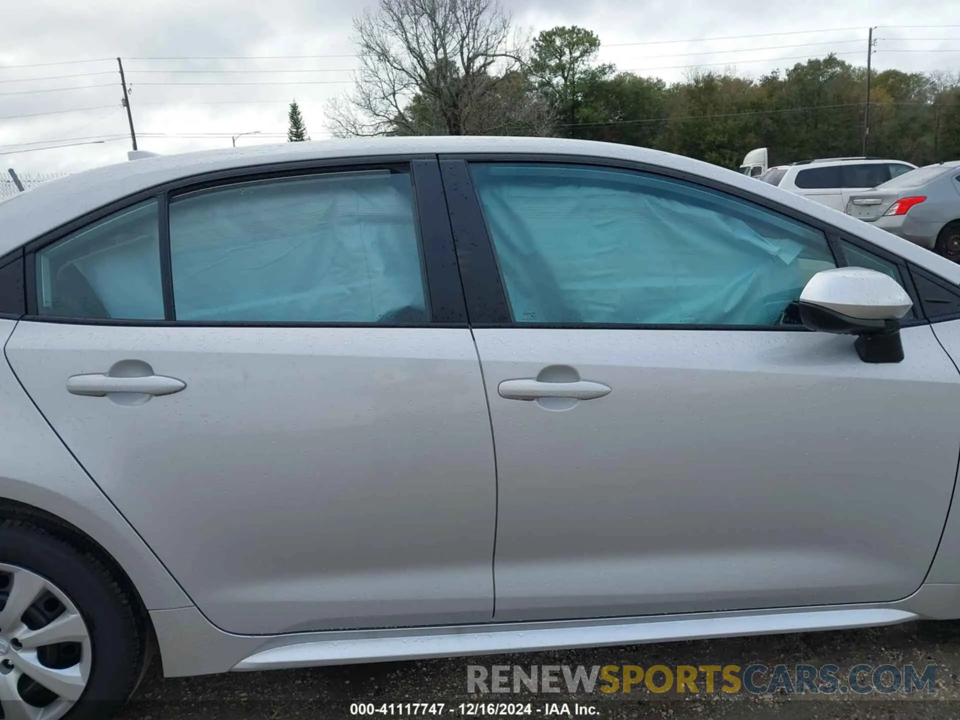 13 fotografías del automóvil dañado 5YFB4MDE7RP150362 TOYOTA COROLLA 2024