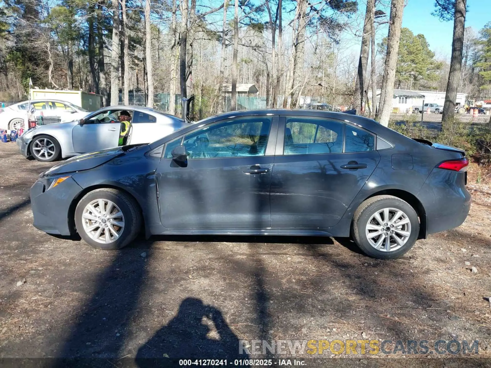14 fotografías del automóvil dañado 5YFB4MDE7RP154010 TOYOTA COROLLA 2024