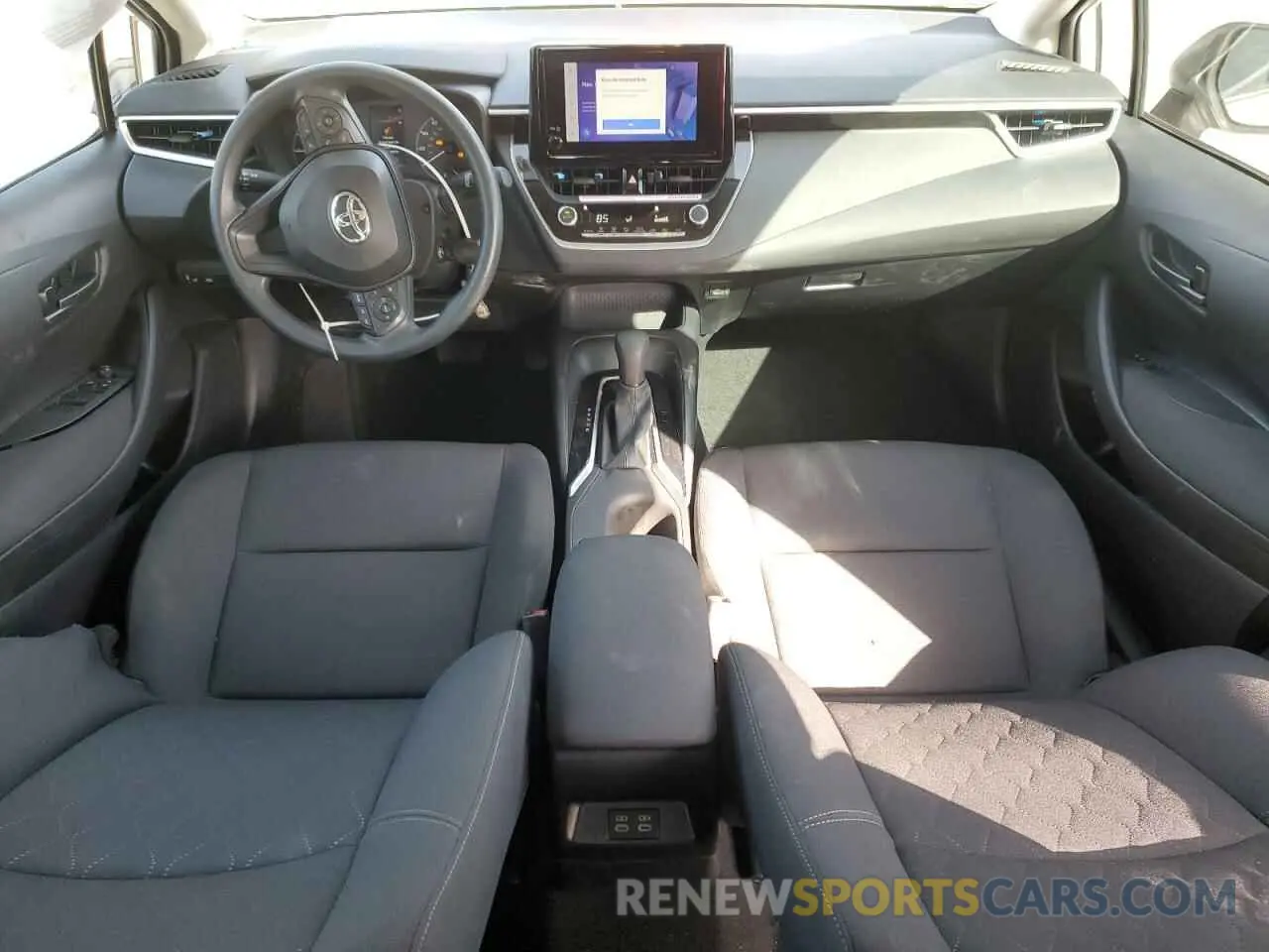 8 fotografías del automóvil dañado 5YFB4MDE7RP157229 TOYOTA COROLLA 2024