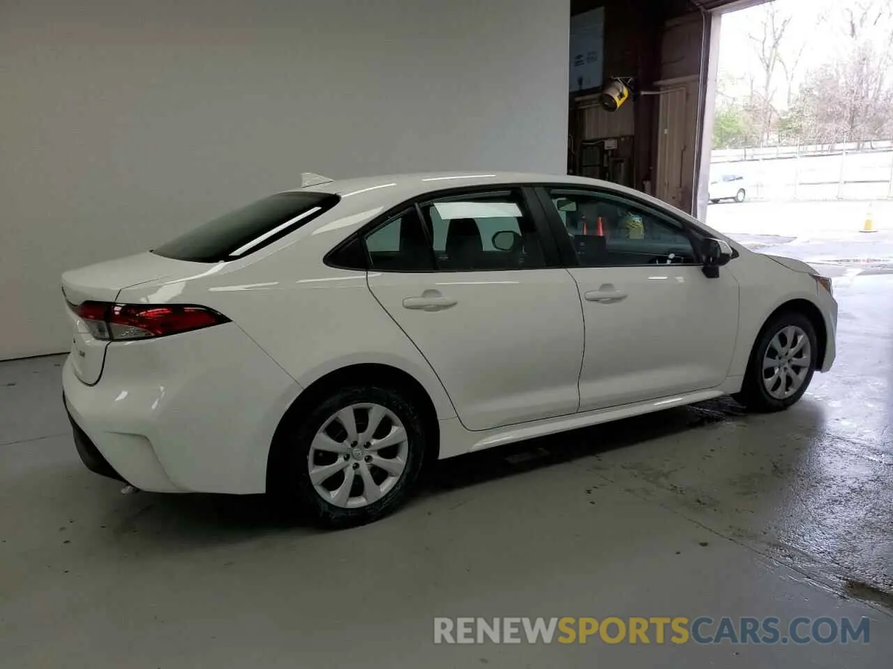 3 fotografías del automóvil dañado 5YFB4MDE7RP179697 TOYOTA COROLLA 2024