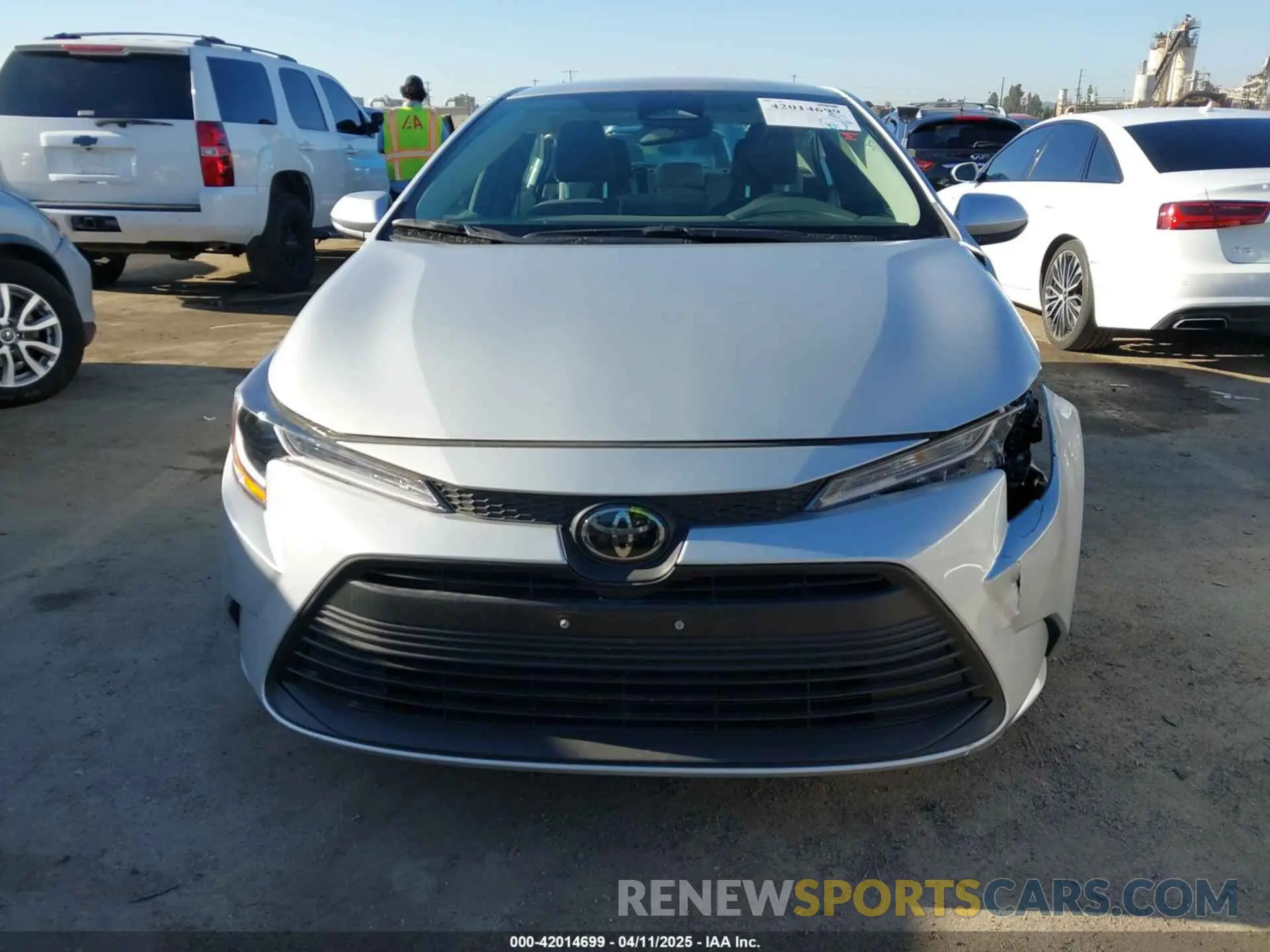 12 fotografías del automóvil dañado 5YFB4MDE7RP199755 TOYOTA COROLLA 2024