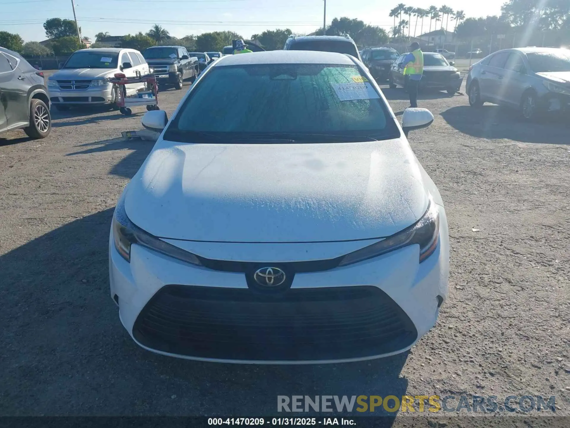 13 fotografías del automóvil dañado 5YFB4MDE7RP218014 TOYOTA COROLLA 2024