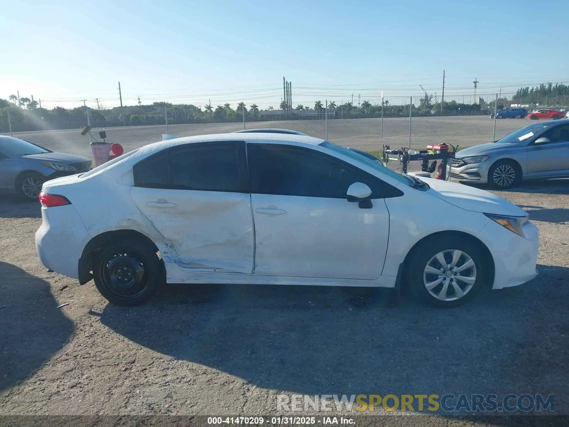 14 fotografías del automóvil dañado 5YFB4MDE7RP218014 TOYOTA COROLLA 2024