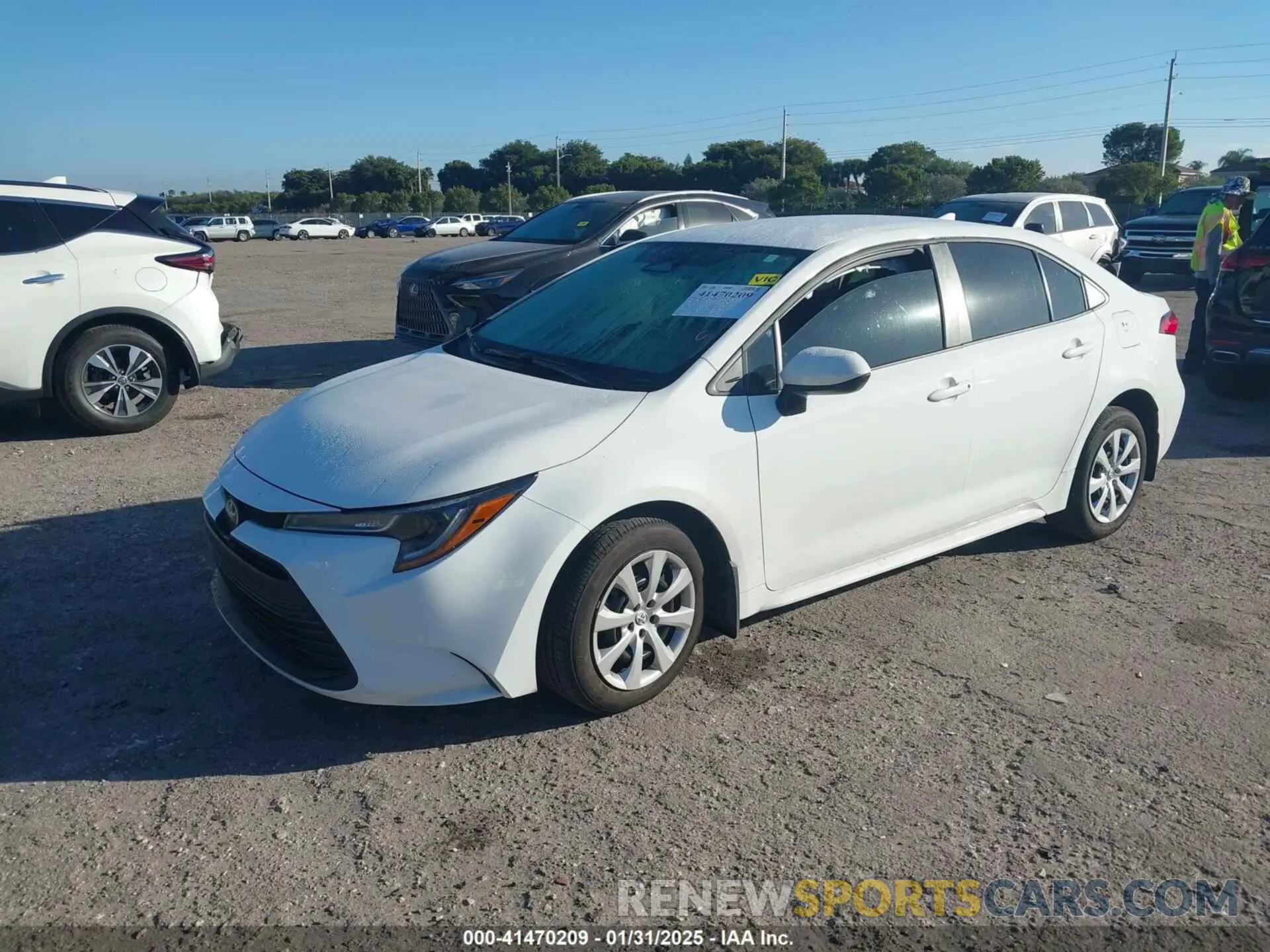 2 fotografías del automóvil dañado 5YFB4MDE7RP218014 TOYOTA COROLLA 2024