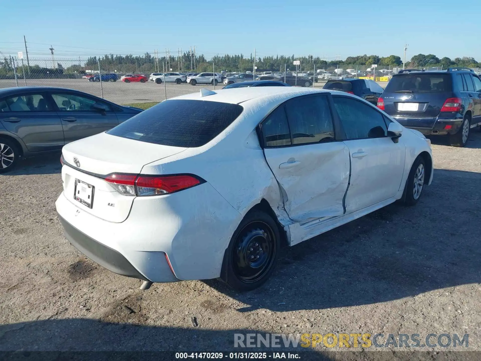 4 fotografías del automóvil dañado 5YFB4MDE7RP218014 TOYOTA COROLLA 2024