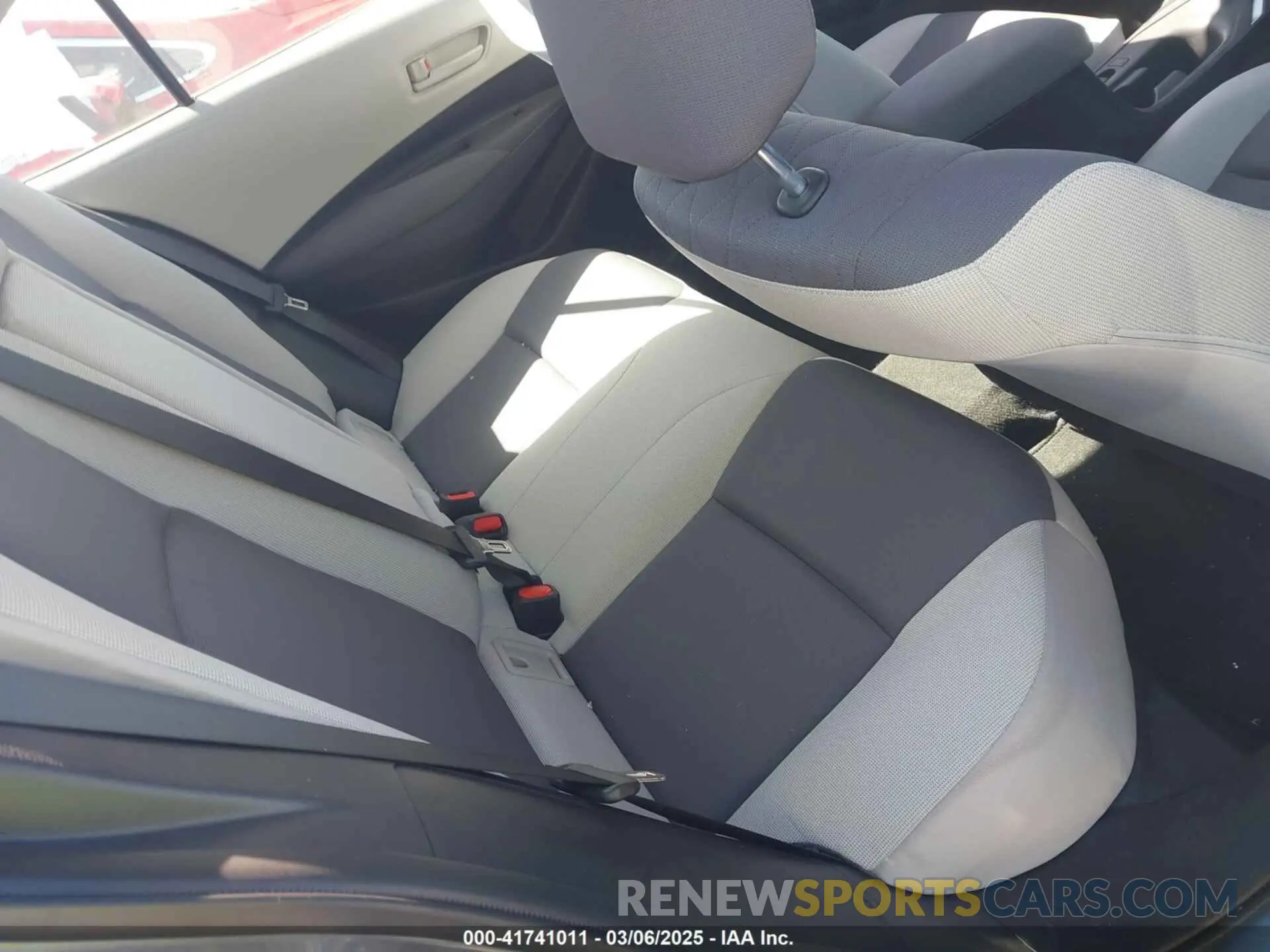 8 fotografías del automóvil dañado 5YFB4MDE7RP227411 TOYOTA COROLLA 2024