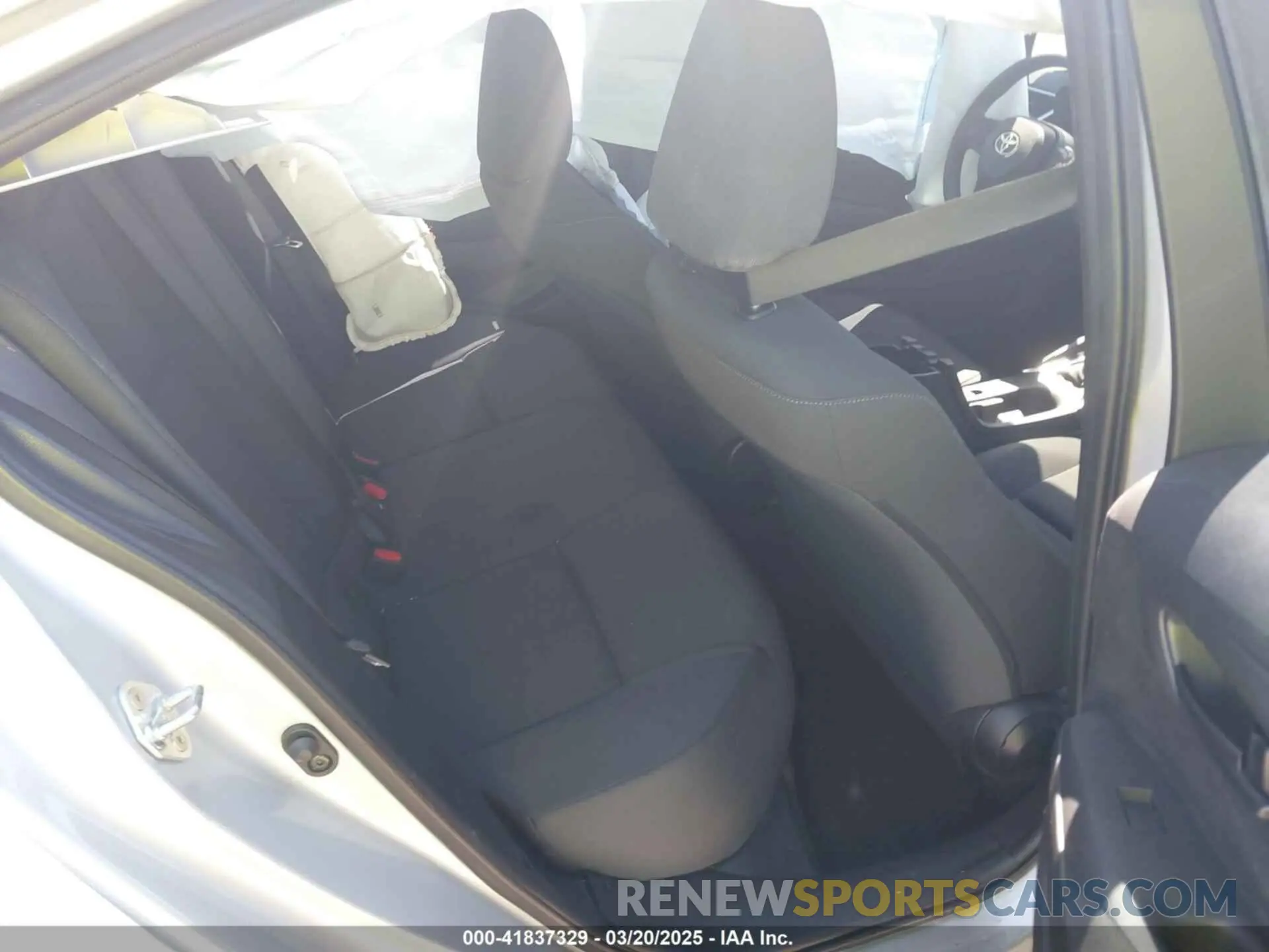 8 fotografías del automóvil dañado 5YFB4MDE8RP083853 TOYOTA COROLLA 2024