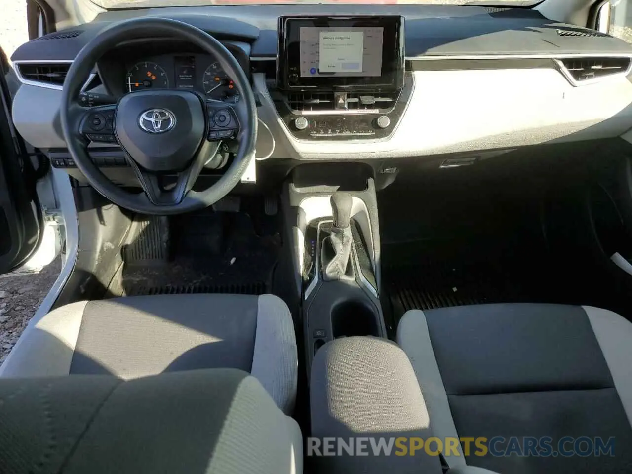 8 fotografías del automóvil dañado 5YFB4MDE8RP118083 TOYOTA COROLLA 2024
