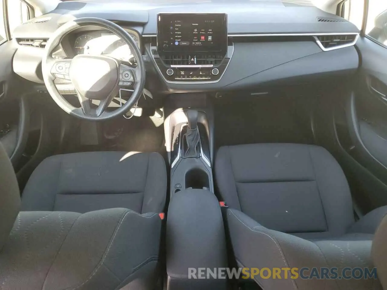 8 fotografías del automóvil dañado 5YFB4MDE8RP127169 TOYOTA COROLLA 2024