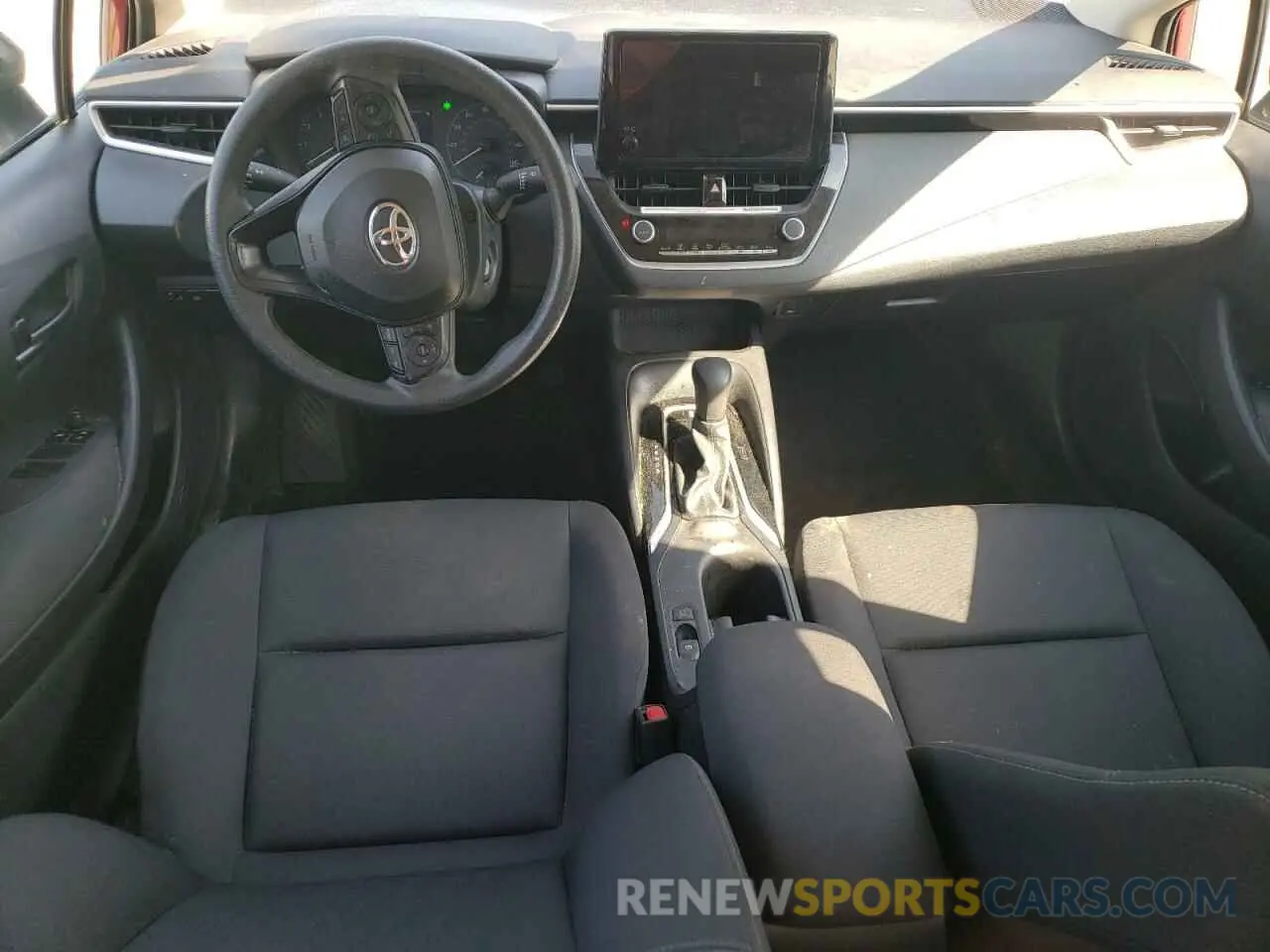 8 fotografías del automóvil dañado 5YFB4MDE8RP130640 TOYOTA COROLLA 2024