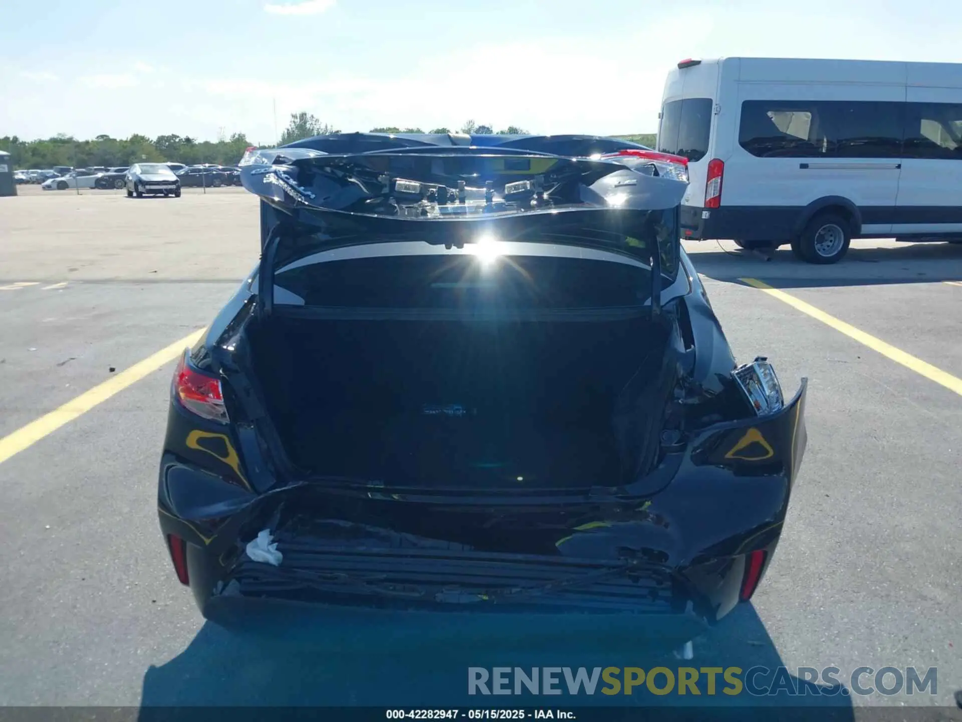 16 fotografías del automóvil dañado 5YFB4MDE8RP131397 TOYOTA COROLLA 2024