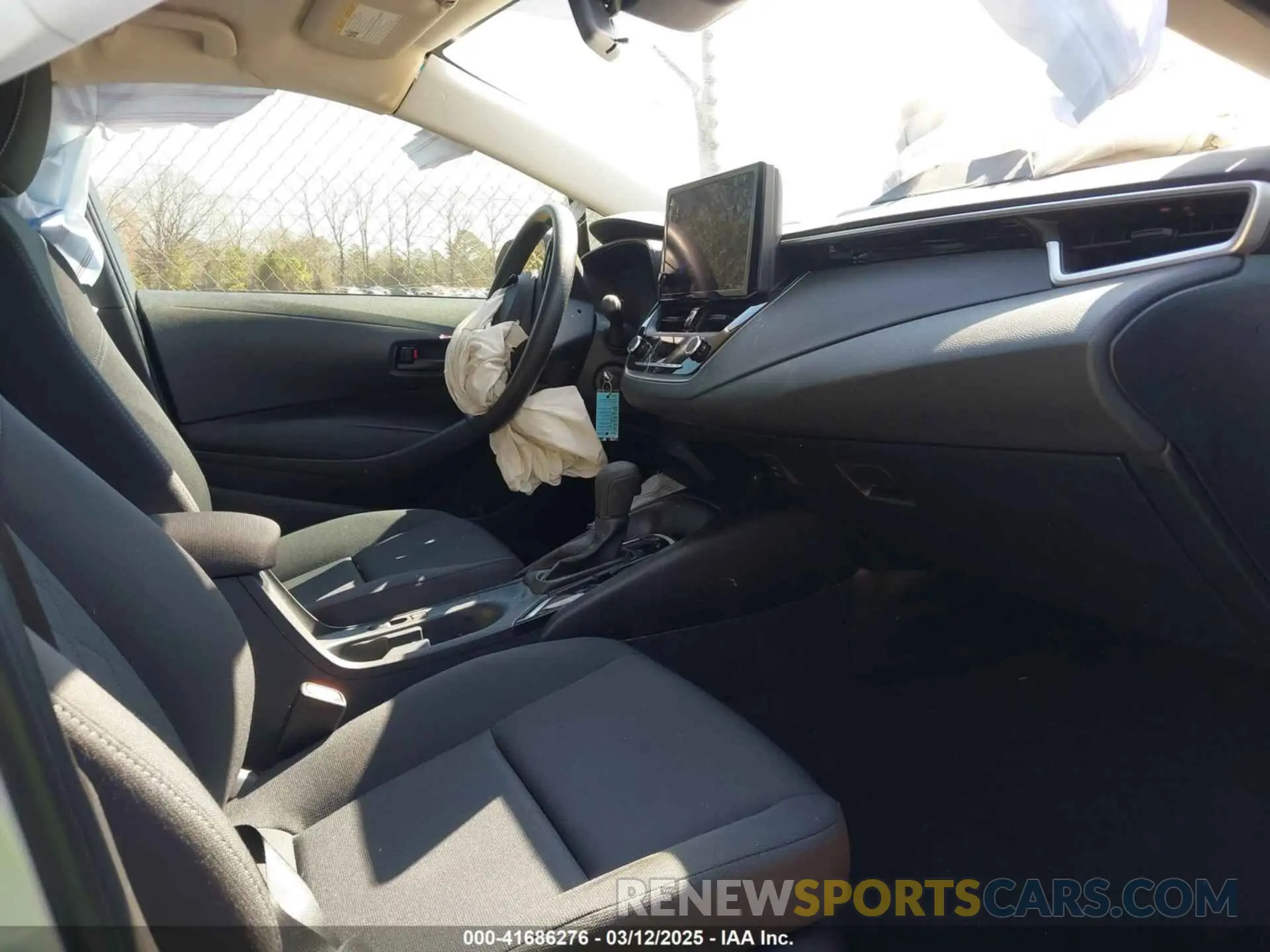 5 fotografías del automóvil dañado 5YFB4MDE8RP152430 TOYOTA COROLLA 2024