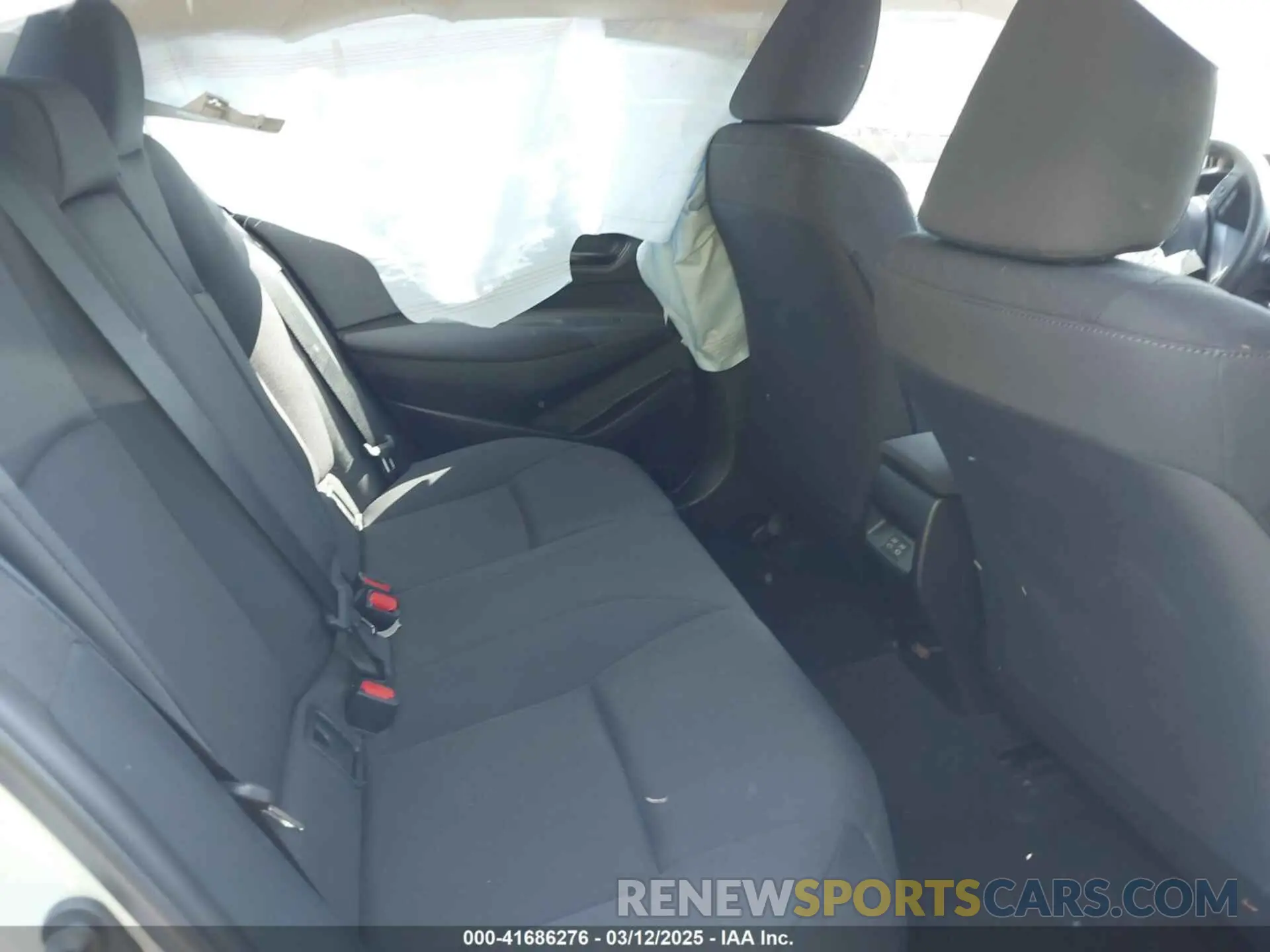 8 fotografías del automóvil dañado 5YFB4MDE8RP152430 TOYOTA COROLLA 2024