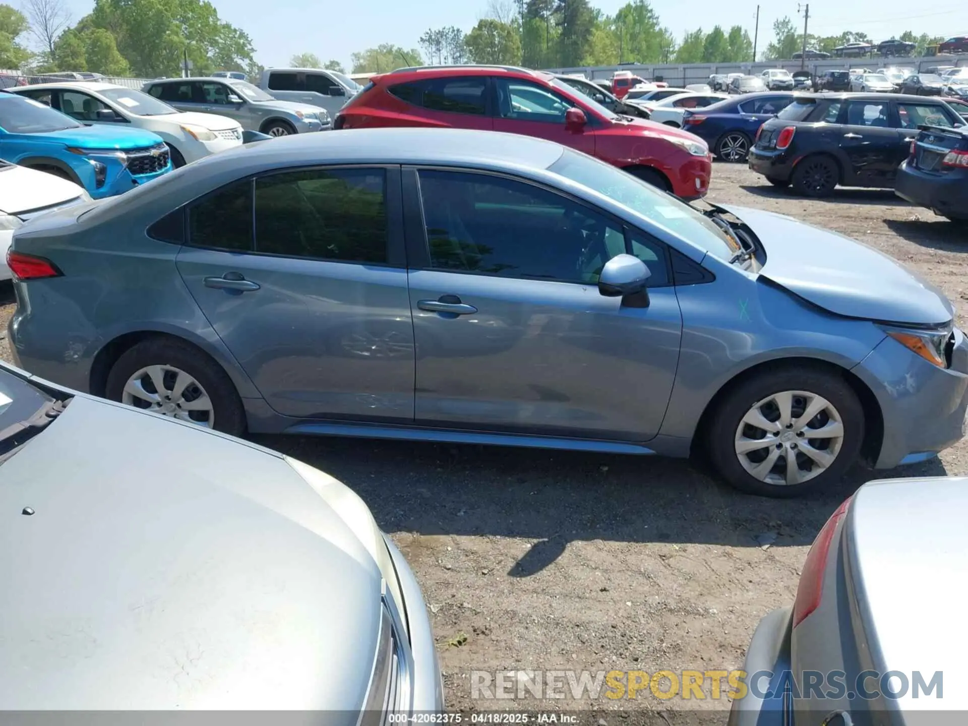 13 fotografías del automóvil dañado 5YFB4MDE8RP156719 TOYOTA COROLLA 2024