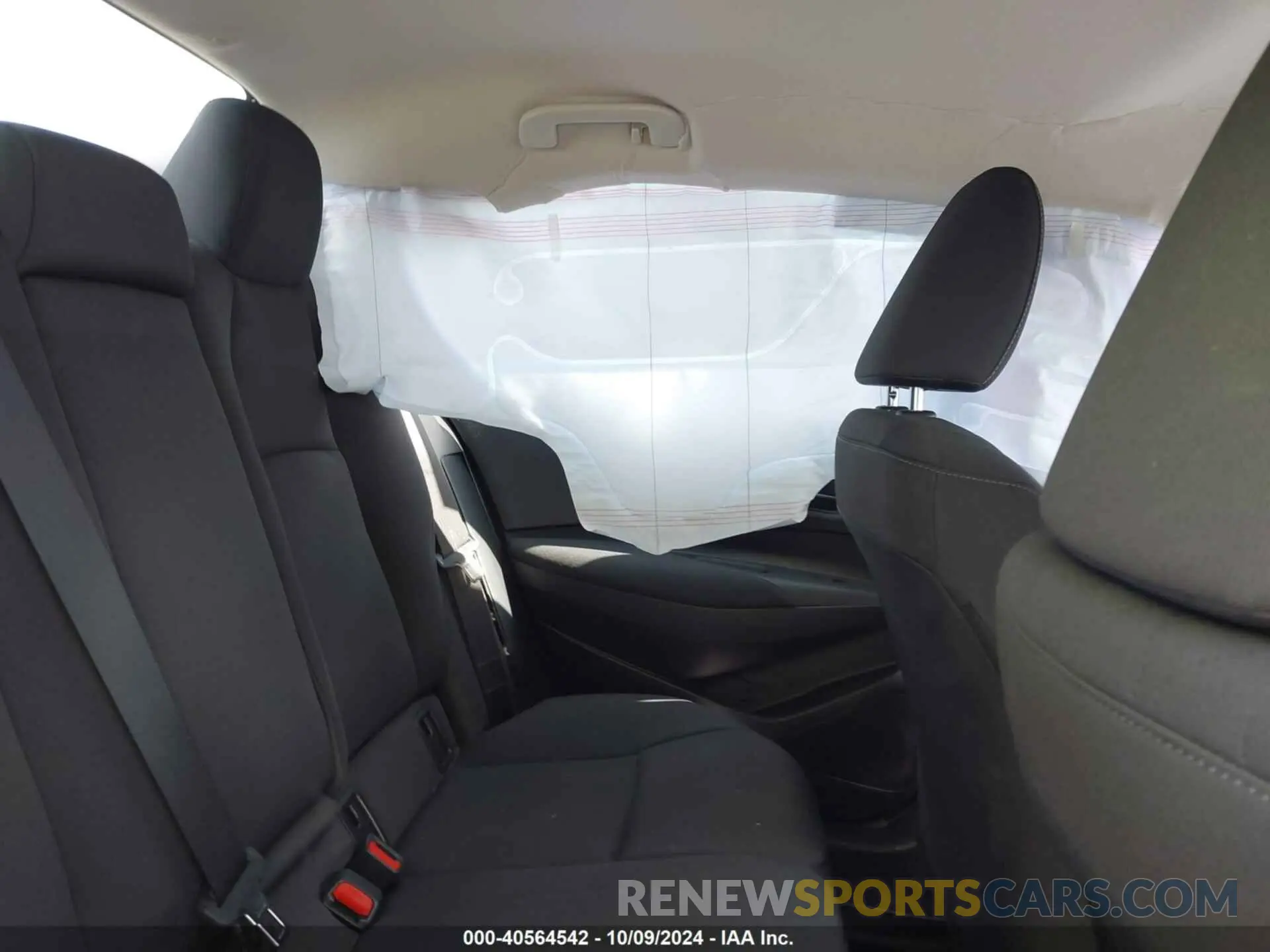8 fotografías del automóvil dañado 5YFB4MDE8RP158325 TOYOTA COROLLA 2024