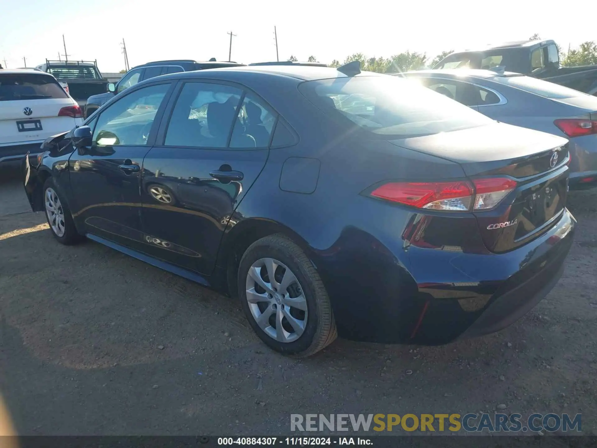 3 fotografías del automóvil dañado 5YFB4MDE8RP167770 TOYOTA COROLLA 2024