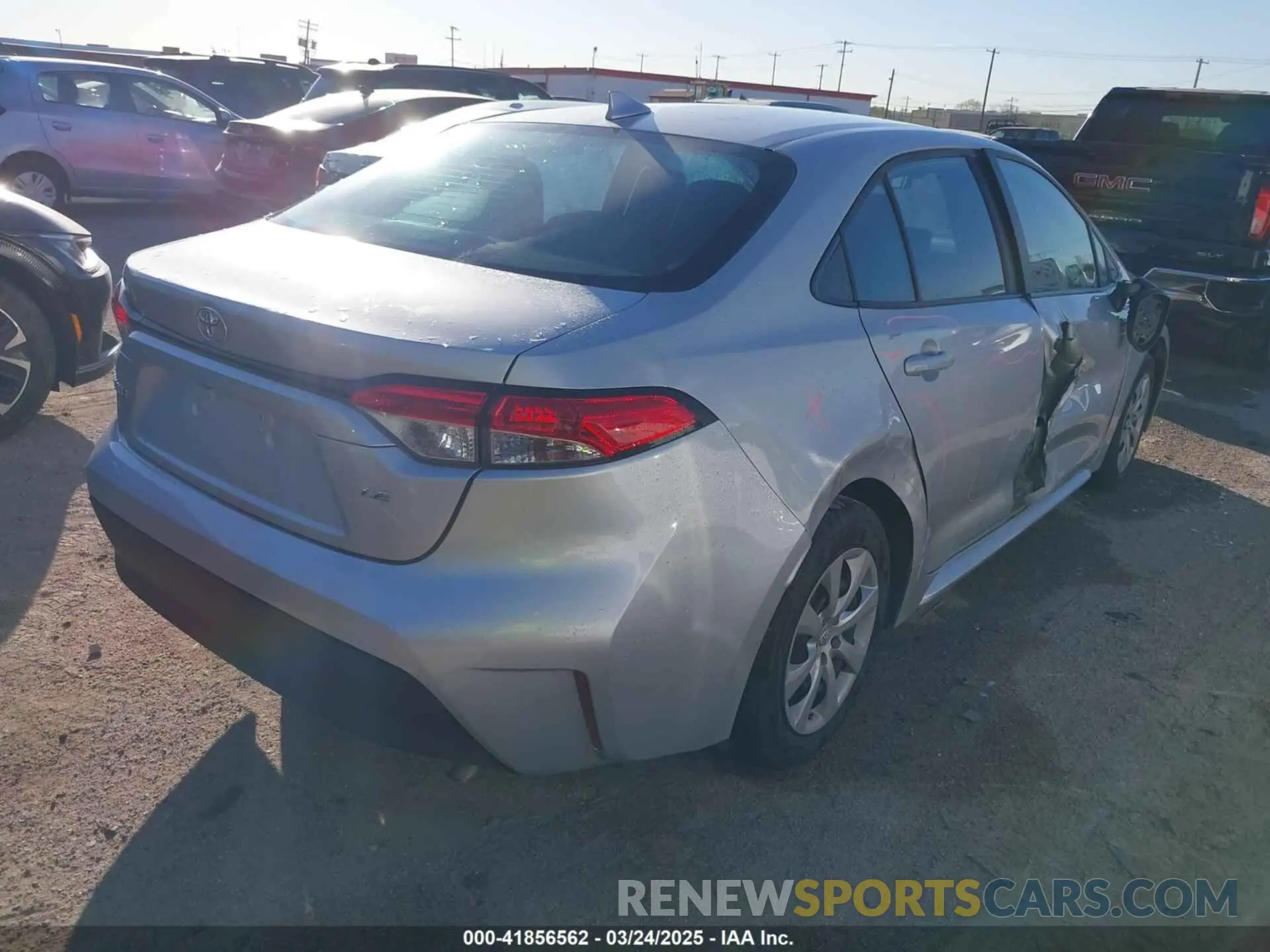 4 fotografías del automóvil dañado 5YFB4MDE8RP168708 TOYOTA COROLLA 2024