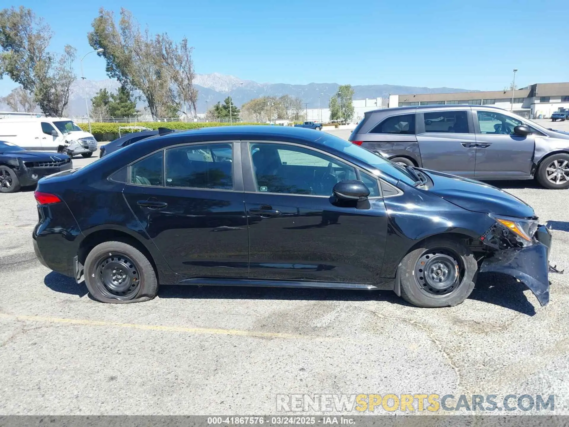 13 fotografías del automóvil dañado 5YFB4MDE8RP192619 TOYOTA COROLLA 2024
