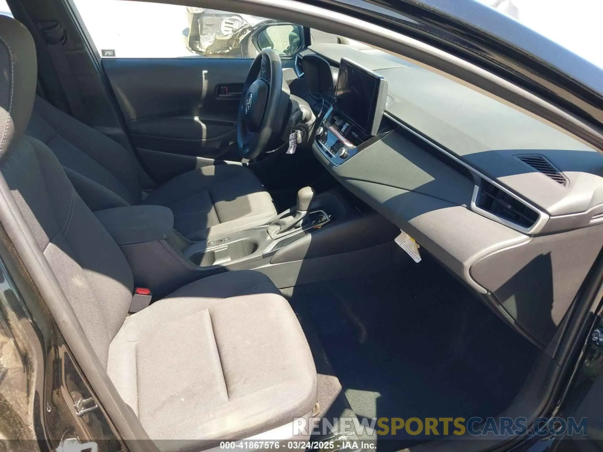 5 fotografías del automóvil dañado 5YFB4MDE8RP192619 TOYOTA COROLLA 2024