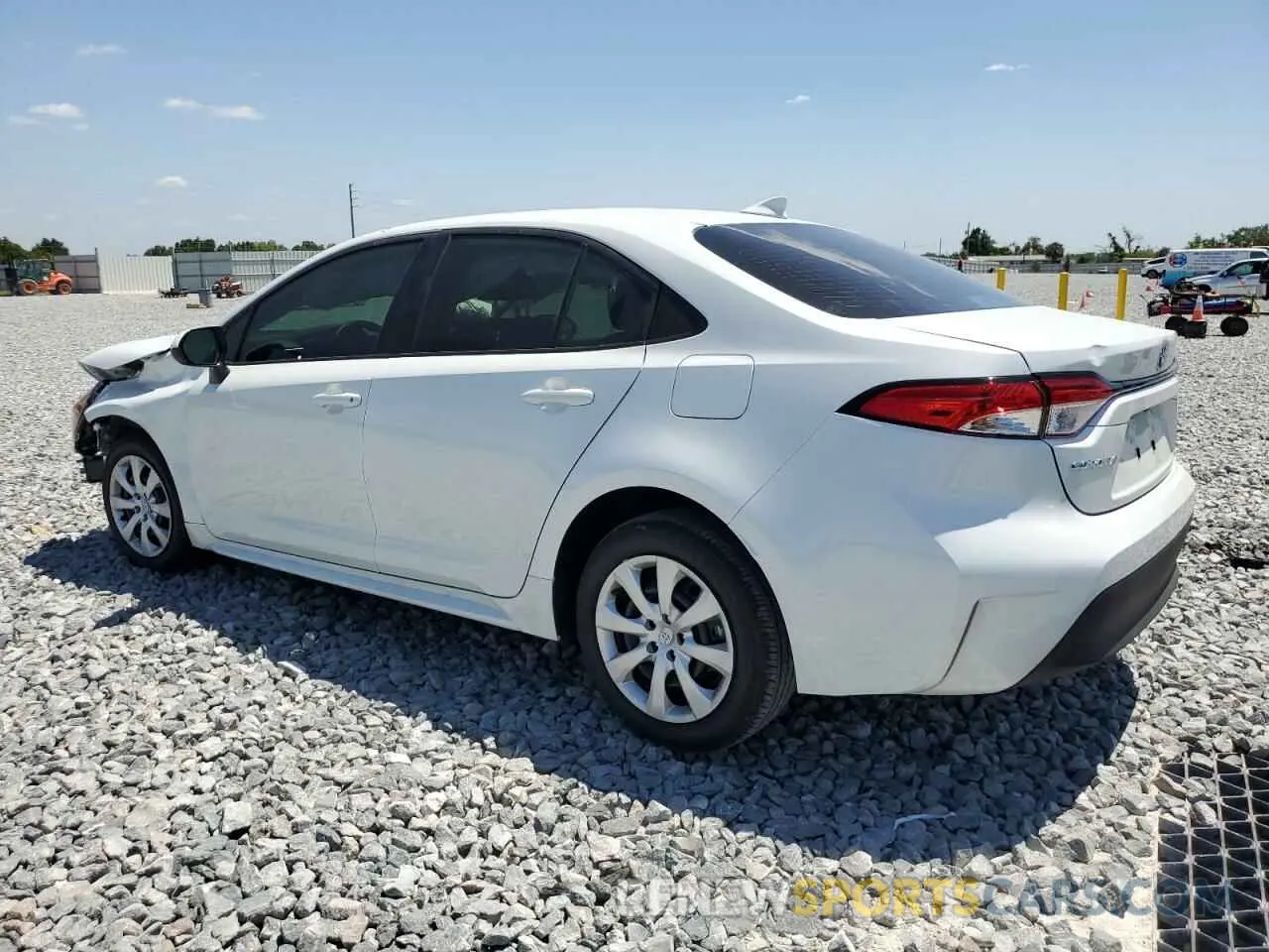 2 fotografías del automóvil dañado 5YFB4MDE8RP217809 TOYOTA COROLLA 2024