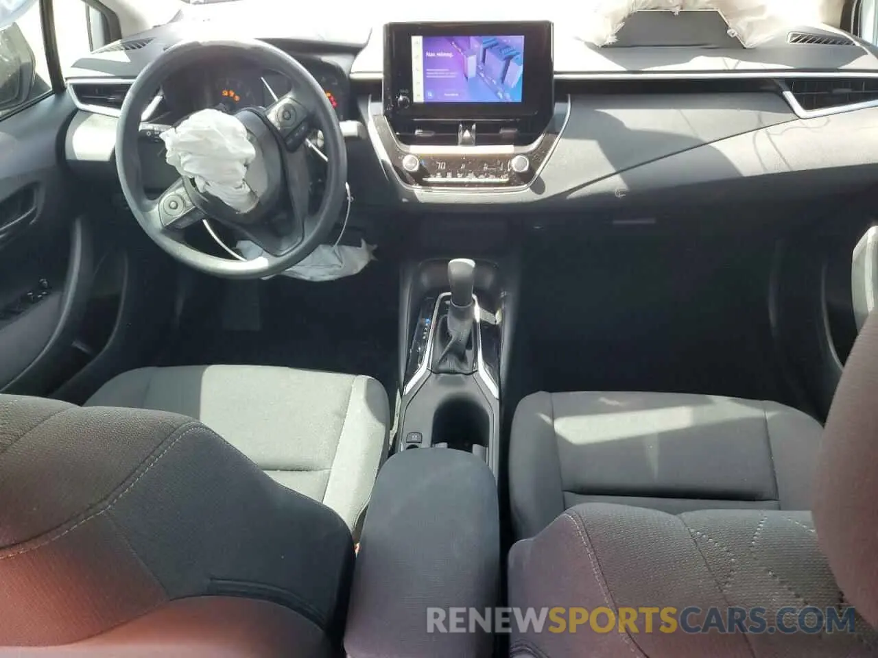 8 fotografías del automóvil dañado 5YFB4MDE8RP217809 TOYOTA COROLLA 2024