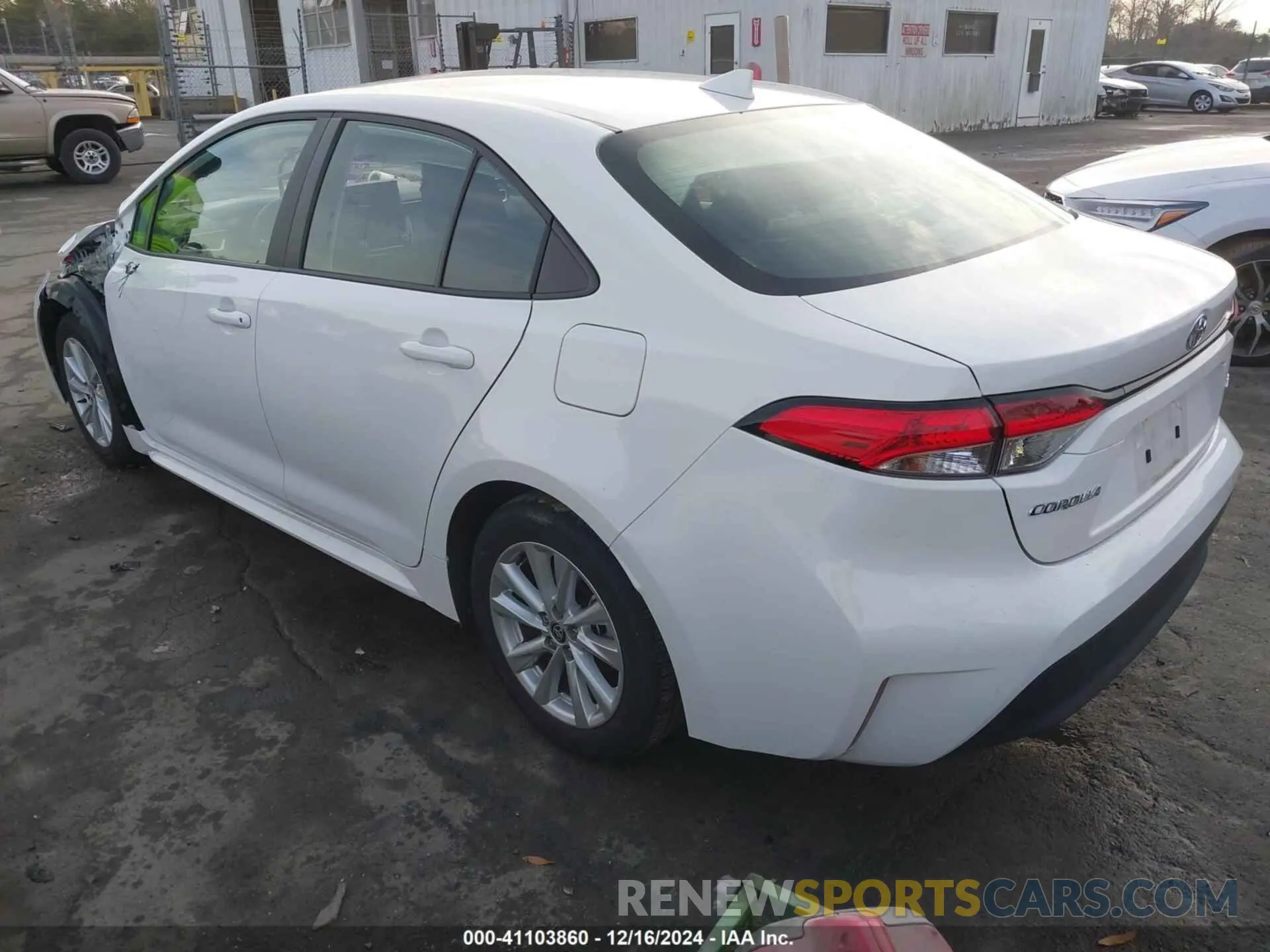 3 fotografías del automóvil dañado 5YFB4MDE9RP097499 TOYOTA COROLLA 2024