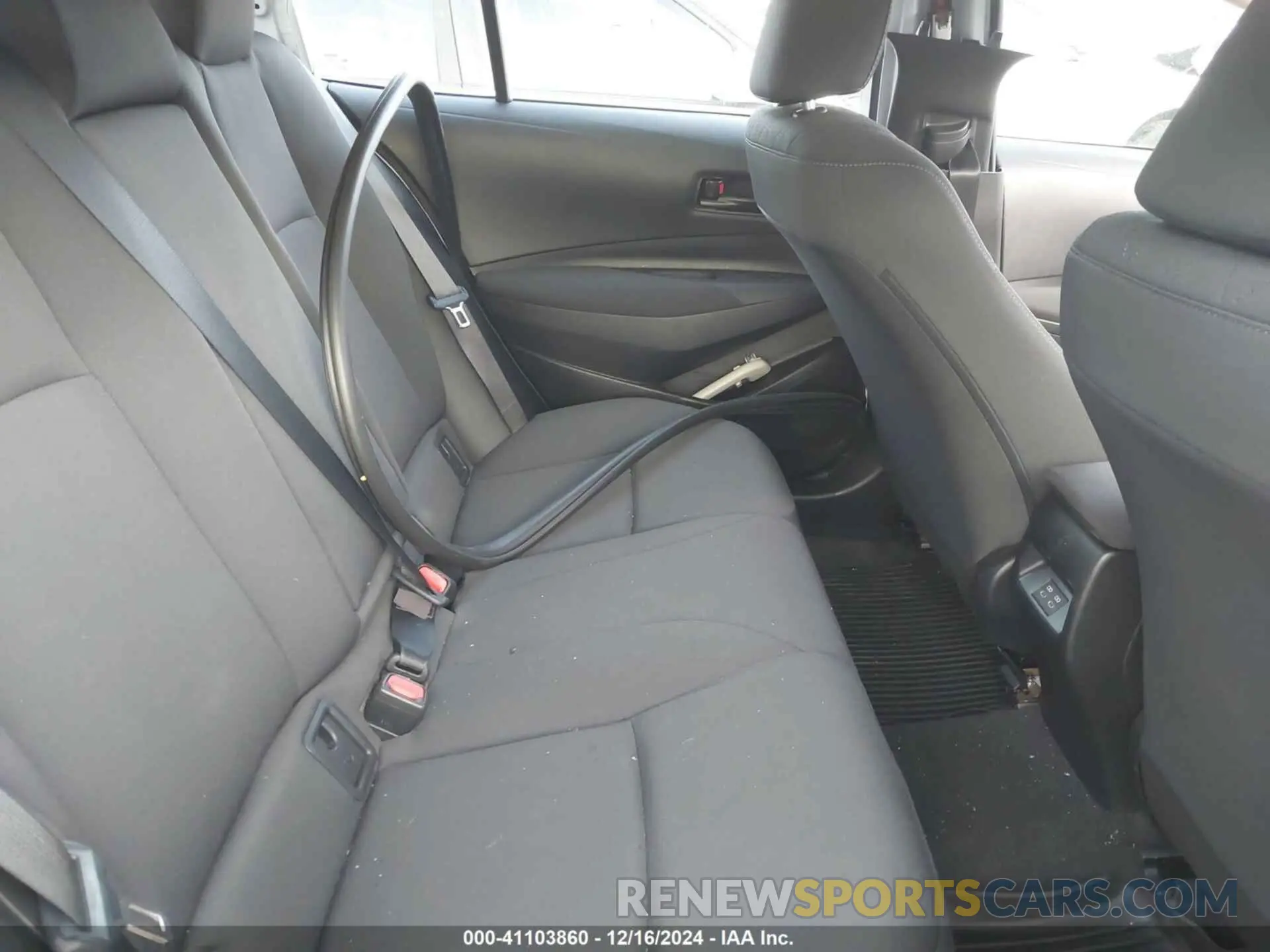 8 fotografías del automóvil dañado 5YFB4MDE9RP097499 TOYOTA COROLLA 2024