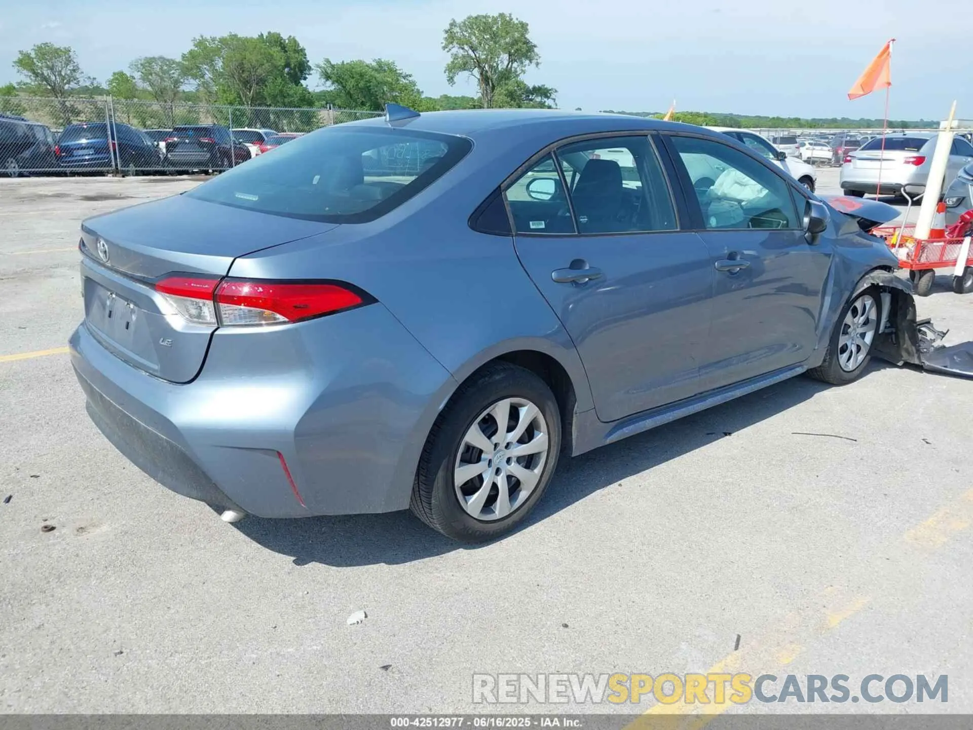 4 fotografías del automóvil dañado 5YFB4MDE9RP147432 TOYOTA COROLLA 2024