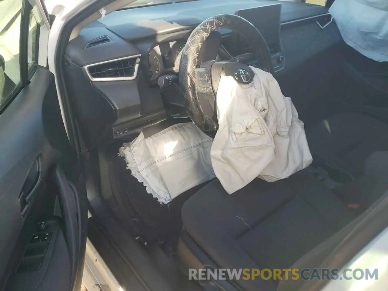 8 fotografías del automóvil dañado 5YFB4MDE9RP180916 TOYOTA COROLLA 2024