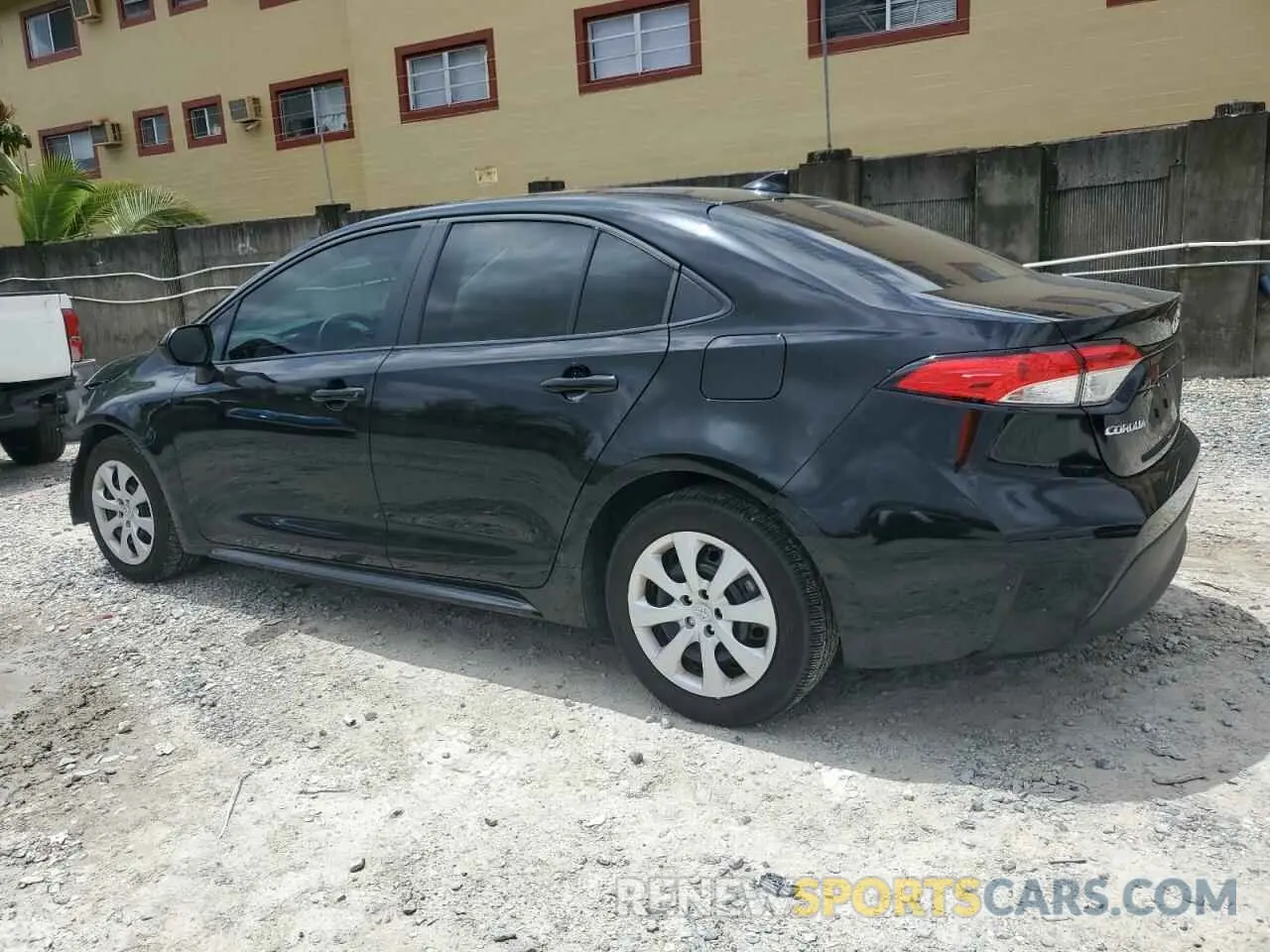 2 fotografías del automóvil dañado 5YFB4MDE9RP191964 TOYOTA COROLLA 2024
