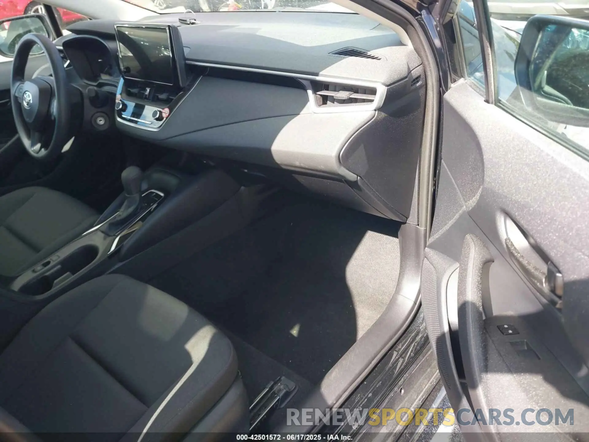 5 fotografías del automóvil dañado 5YFB4MDE9RP192774 TOYOTA COROLLA 2024