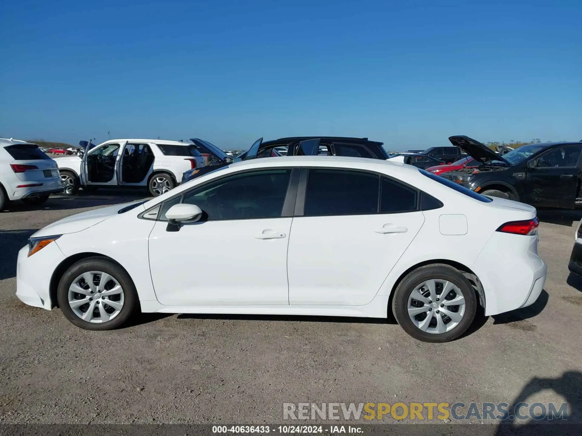 14 fotografías del automóvil dañado 5YFB4MDE9RP209010 TOYOTA COROLLA 2024