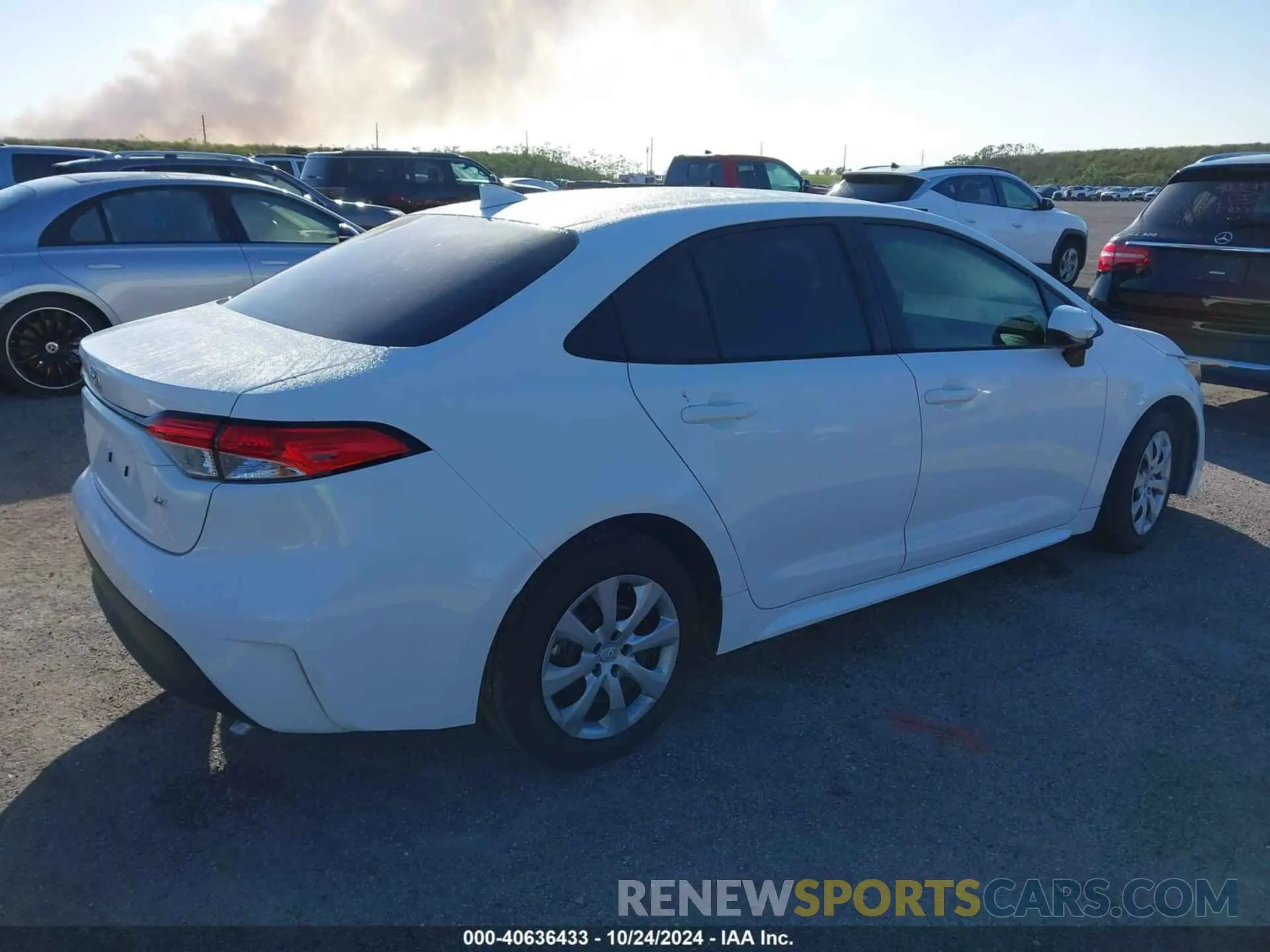4 fotografías del automóvil dañado 5YFB4MDE9RP209010 TOYOTA COROLLA 2024