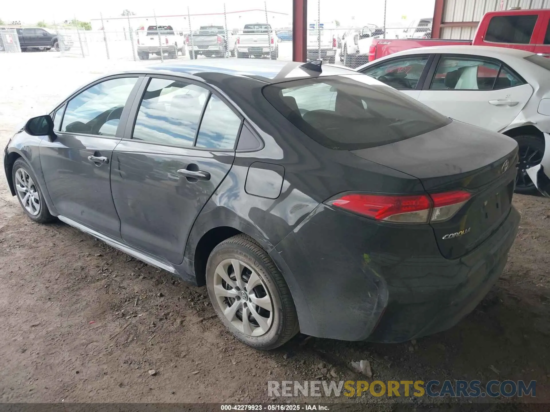 3 fotografías del automóvil dañado 5YFB4MDE9RP209489 TOYOTA COROLLA 2024