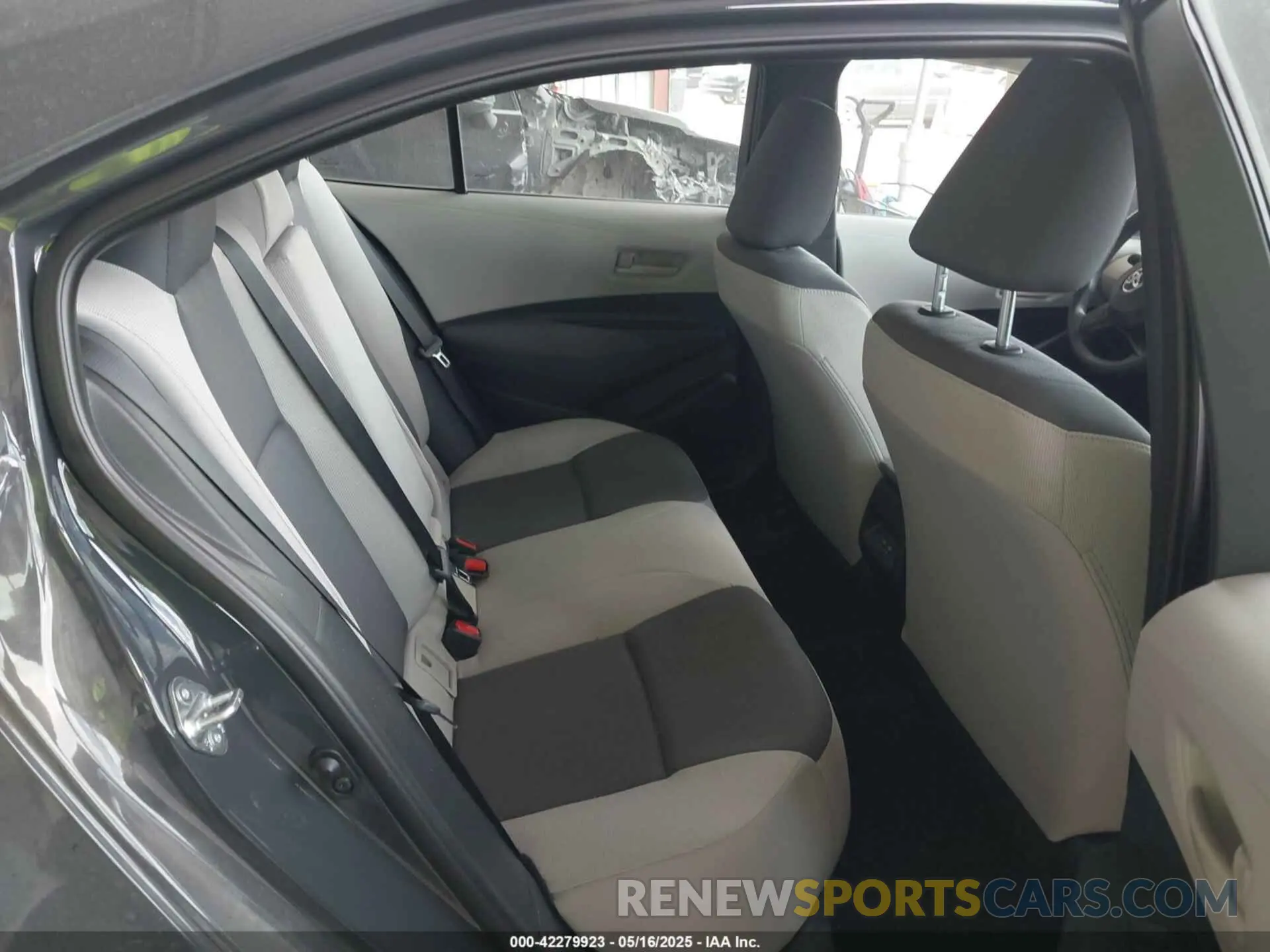 8 fotografías del automóvil dañado 5YFB4MDE9RP209489 TOYOTA COROLLA 2024