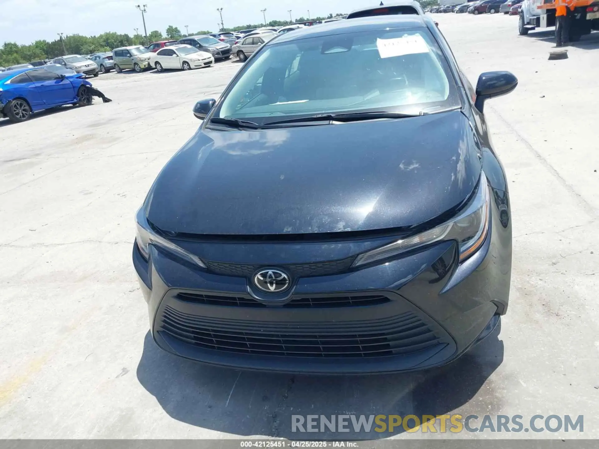 12 fotografías del automóvil dañado 5YFB4MDEXRP095163 TOYOTA COROLLA 2024