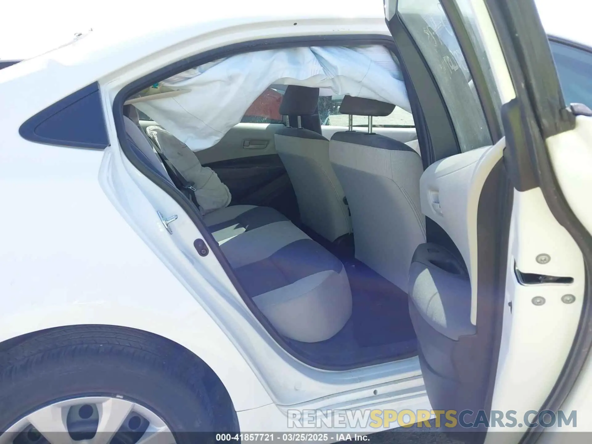 8 fotografías del automóvil dañado 5YFB4MDEXRP105819 TOYOTA COROLLA 2024