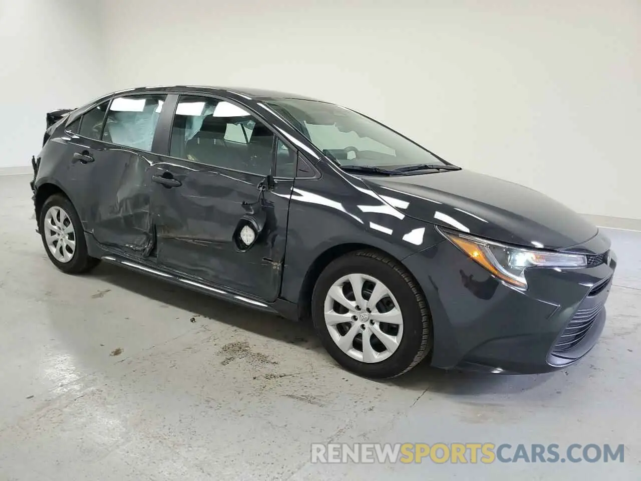 4 fotografías del automóvil dañado 5YFB4MDEXRP108610 TOYOTA COROLLA 2024