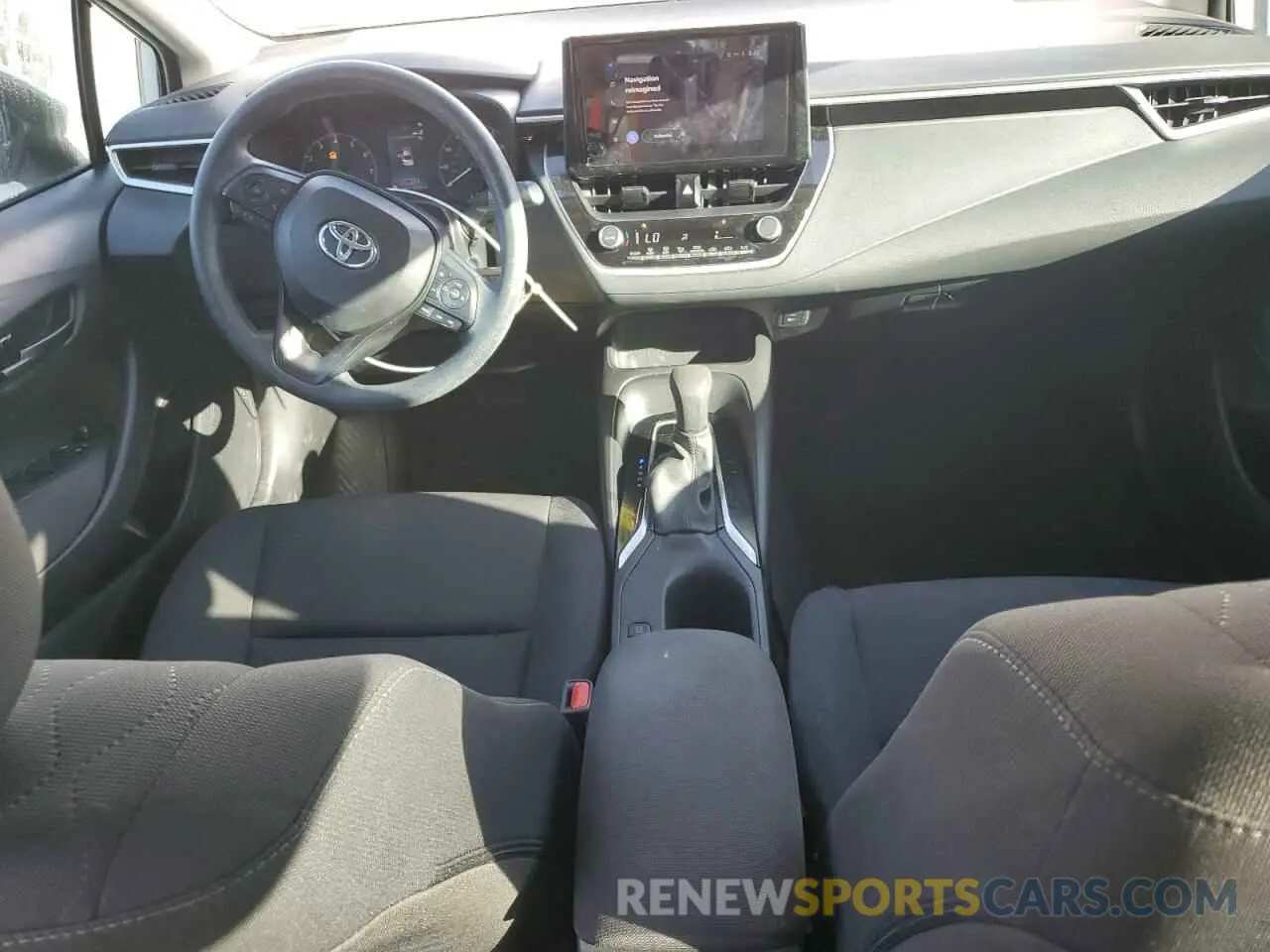 8 fotografías del automóvil dañado 5YFB4MDEXRP116836 TOYOTA COROLLA 2024