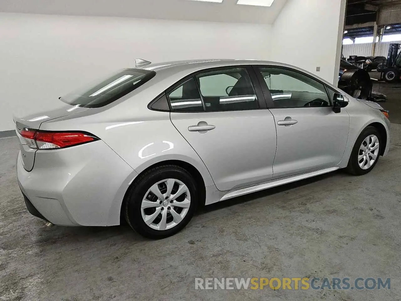 3 fotografías del automóvil dañado 5YFB4MDEXRP117582 TOYOTA COROLLA 2024