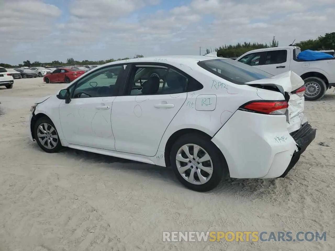 2 fotografías del automóvil dañado 5YFB4MDEXRP125844 TOYOTA COROLLA 2024