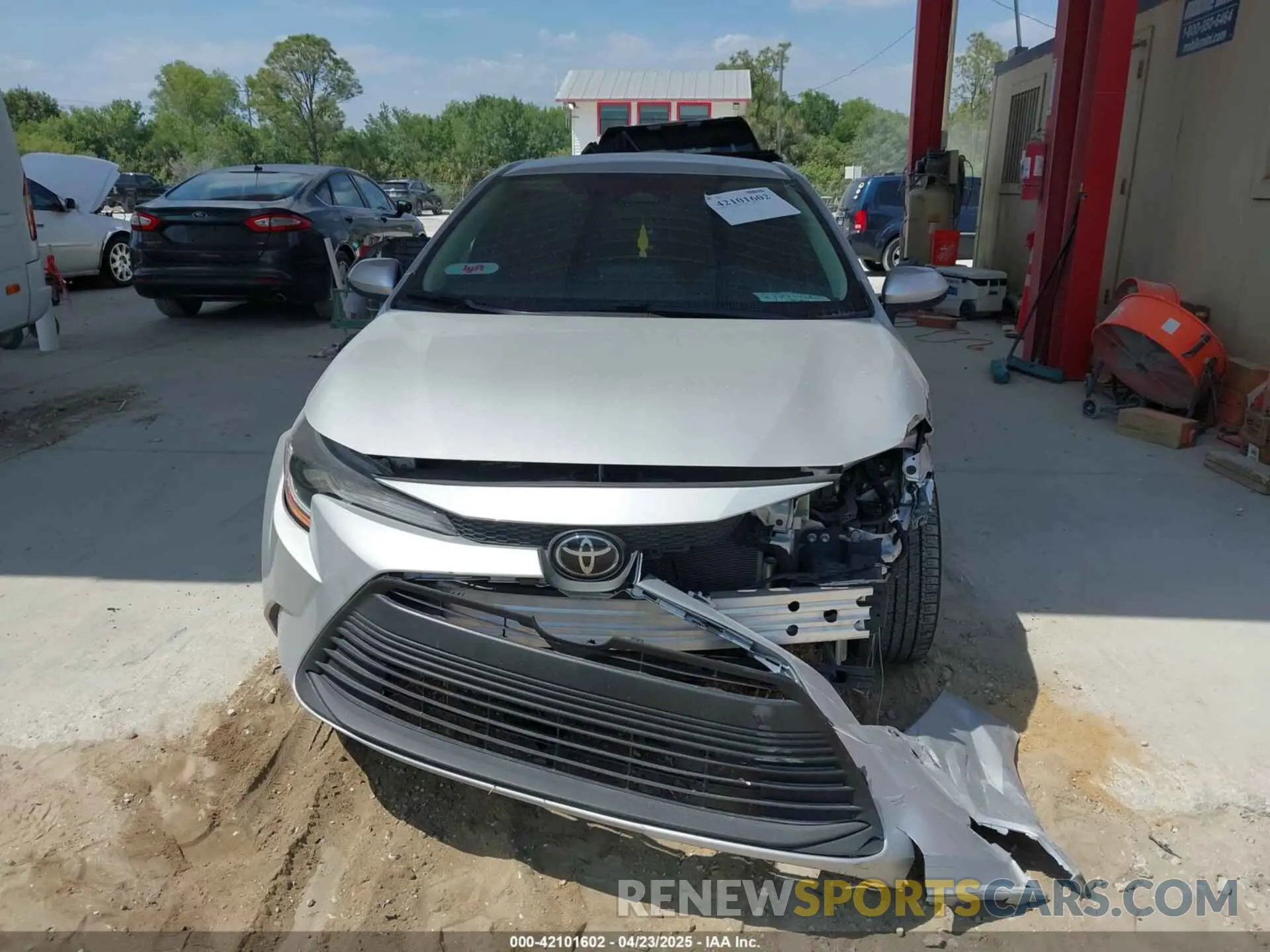 12 fotografías del automóvil dañado 5YFB4MDEXRP135256 TOYOTA COROLLA 2024