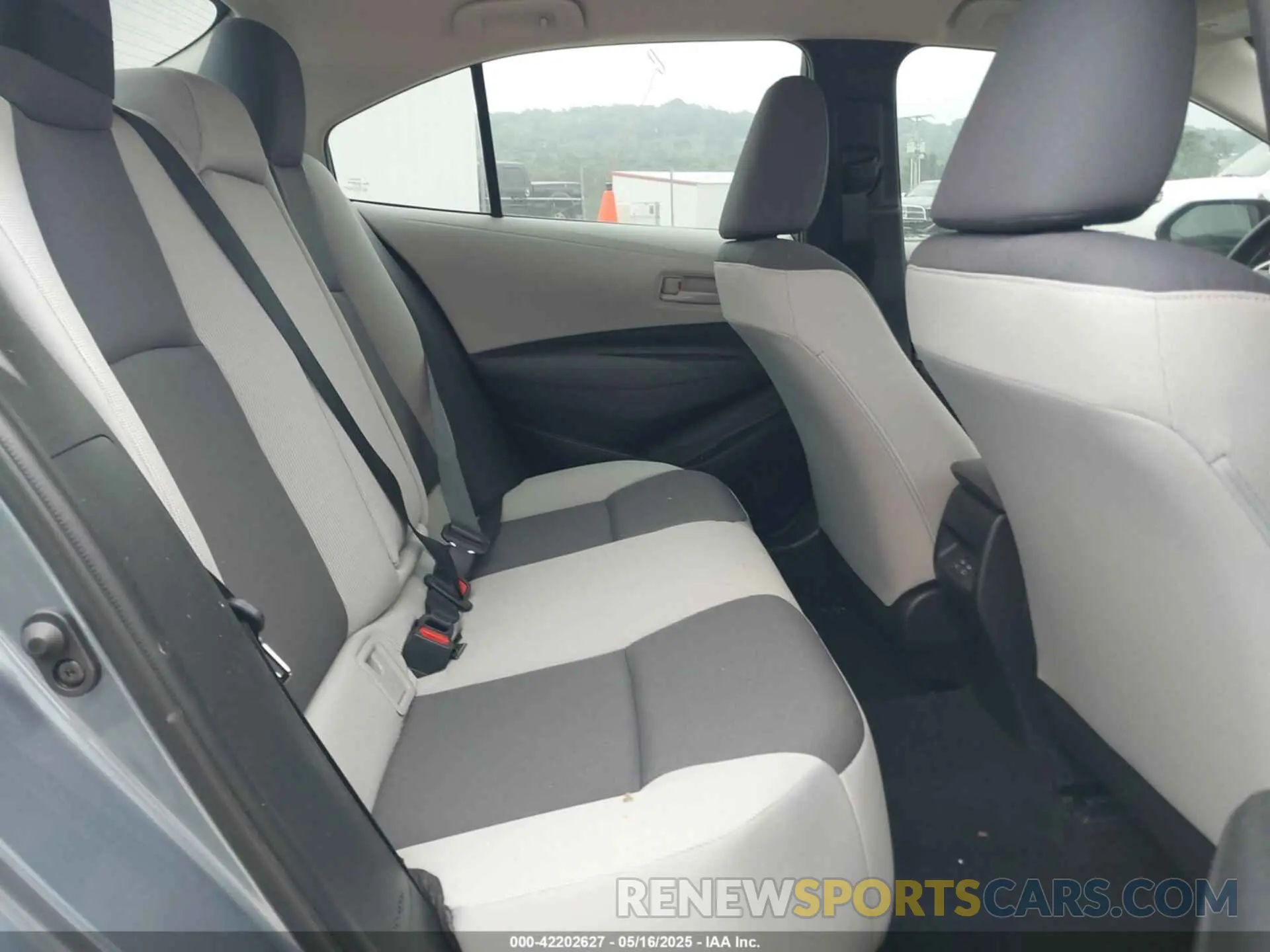 8 fotografías del automóvil dañado 5YFB4MDEXRP149531 TOYOTA COROLLA 2024