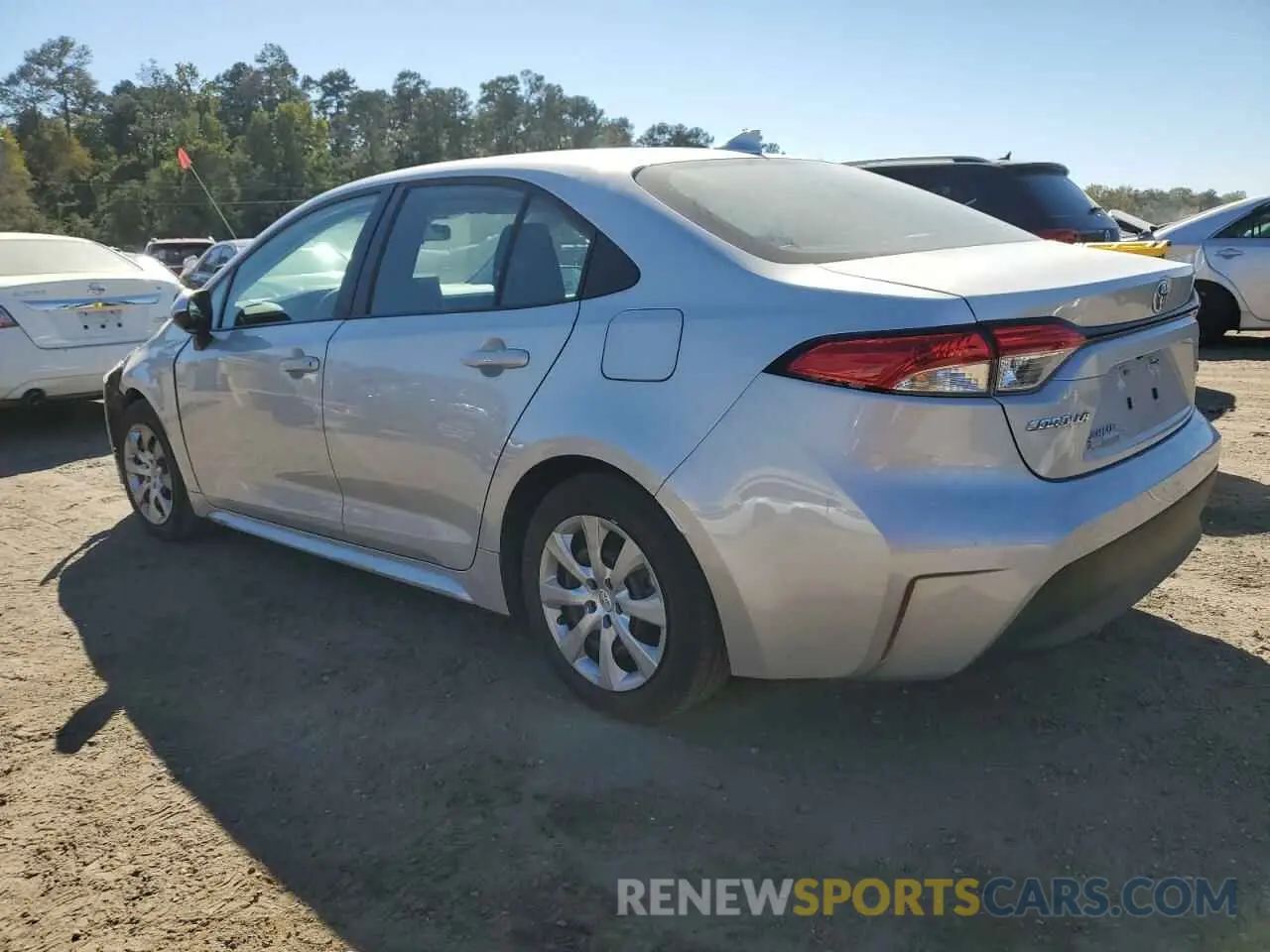 2 fotografías del automóvil dañado 5YFB4MDEXRP161243 TOYOTA COROLLA 2024