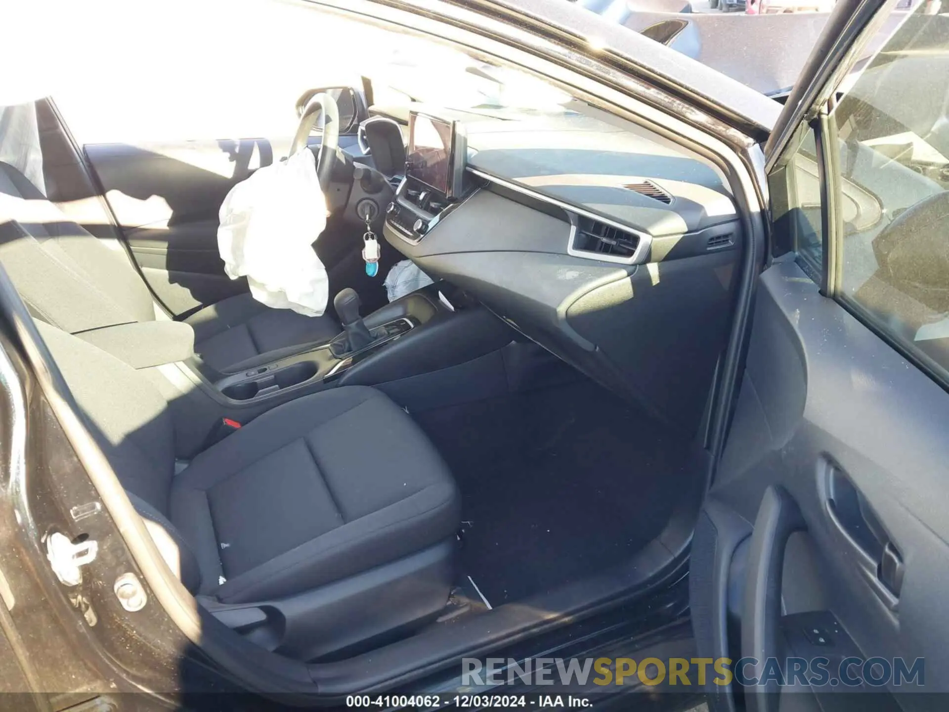 5 fotografías del automóvil dañado 5YFB4MDEXRP182707 TOYOTA COROLLA 2024