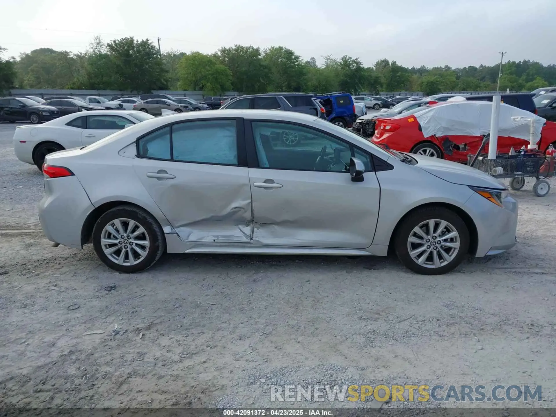13 fotografías del automóvil dañado 5YFB4MDEXRP188457 TOYOTA COROLLA 2024
